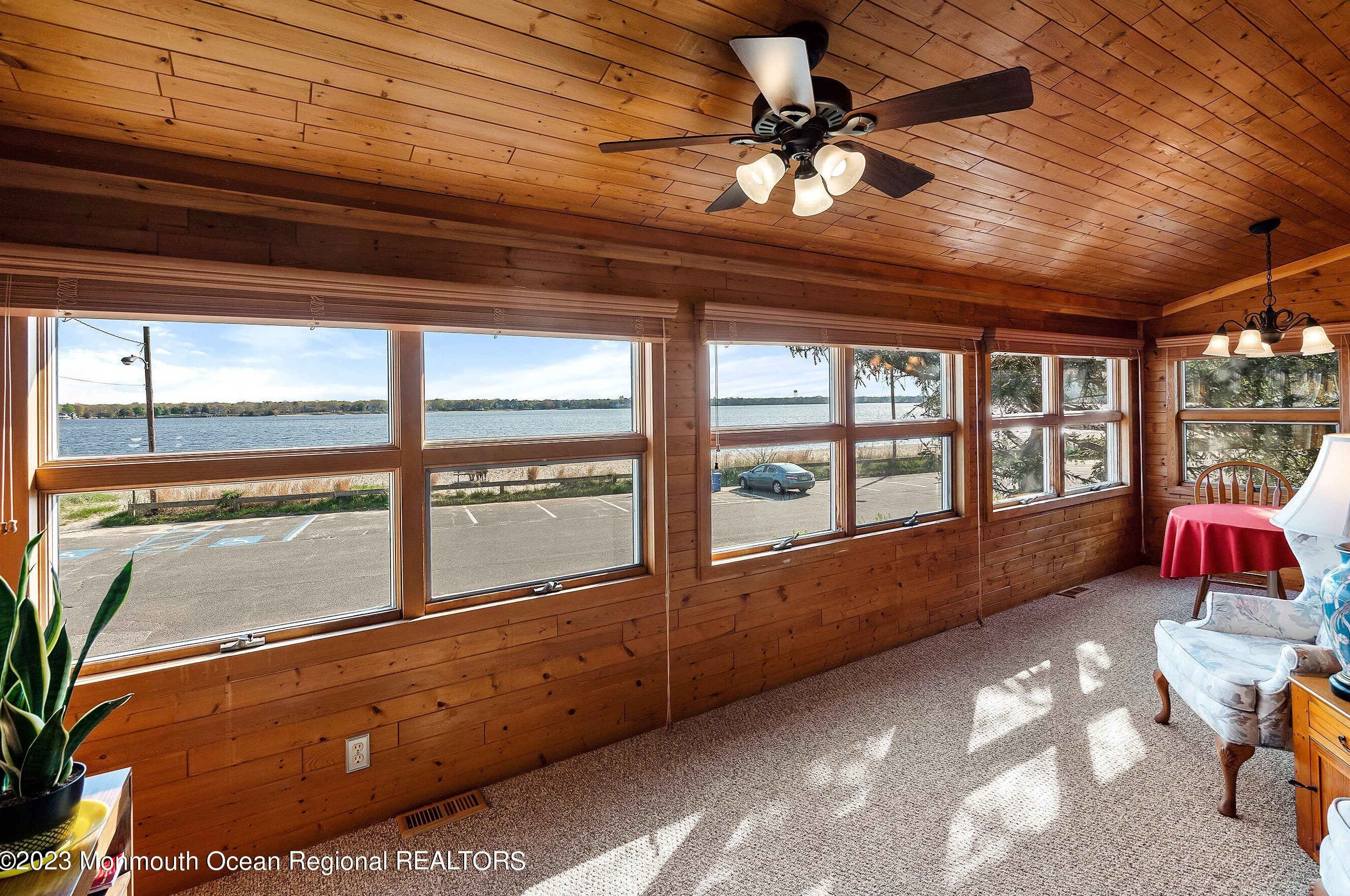 1212 Riviera Ave, Toms River NJ  08753-6948 exterior