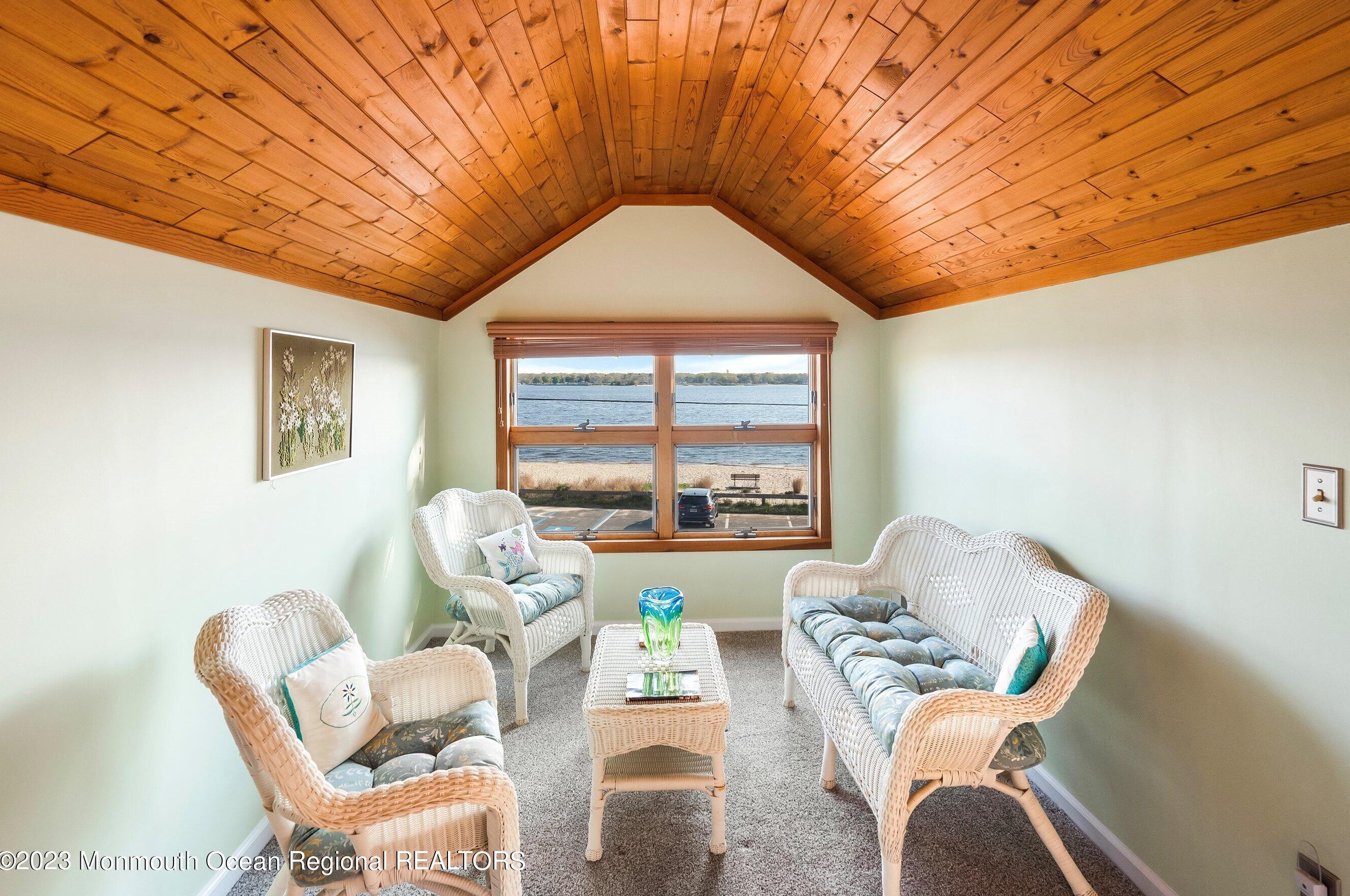 1212 Riviera Ave, Toms River NJ  08753-6948 exterior