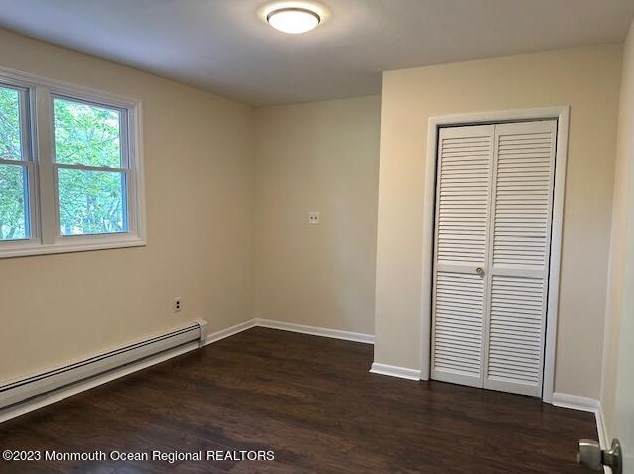 318 Anthony Ave, Toms River NJ  08753-7104 exterior