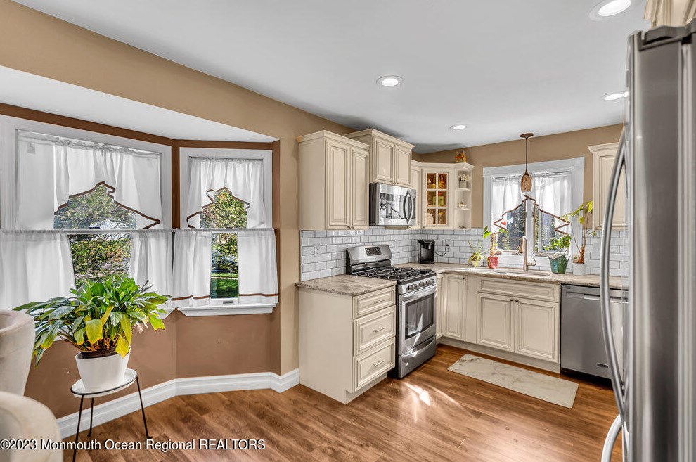 107 Old Bridge Dr, Wall Township NJ  07731-2333 exterior