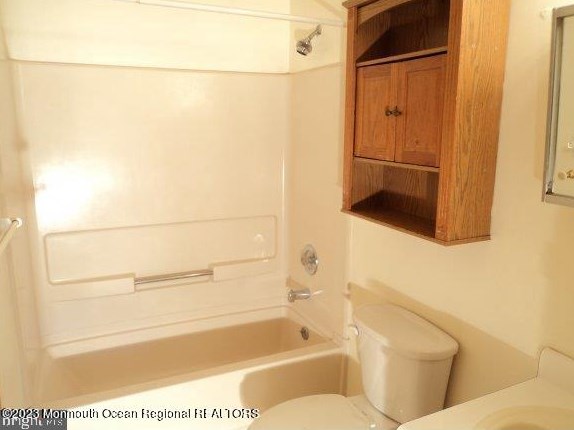 209 Winged Foot Ct, Tuckerton NJ 08087-3001 exterior