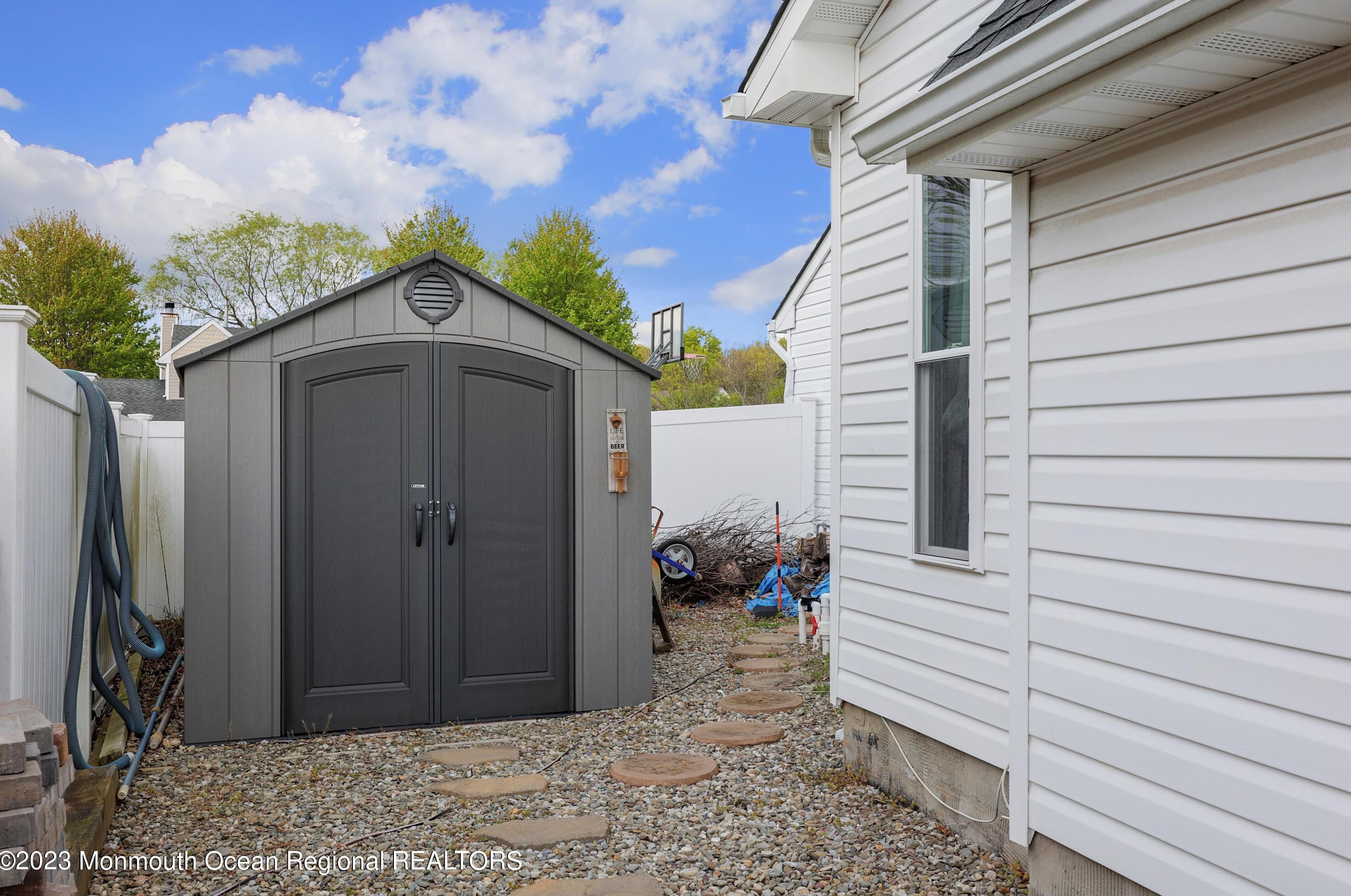 86 Cascades Ave, Wall Township NJ  07731-9036 exterior