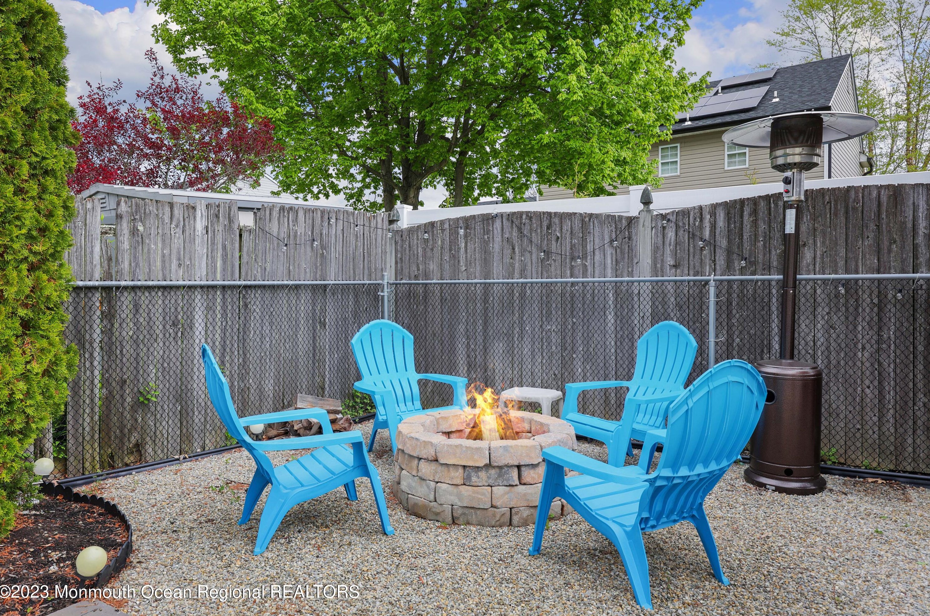 86 Cascades Ave, Wall Township NJ  07731-9036 exterior