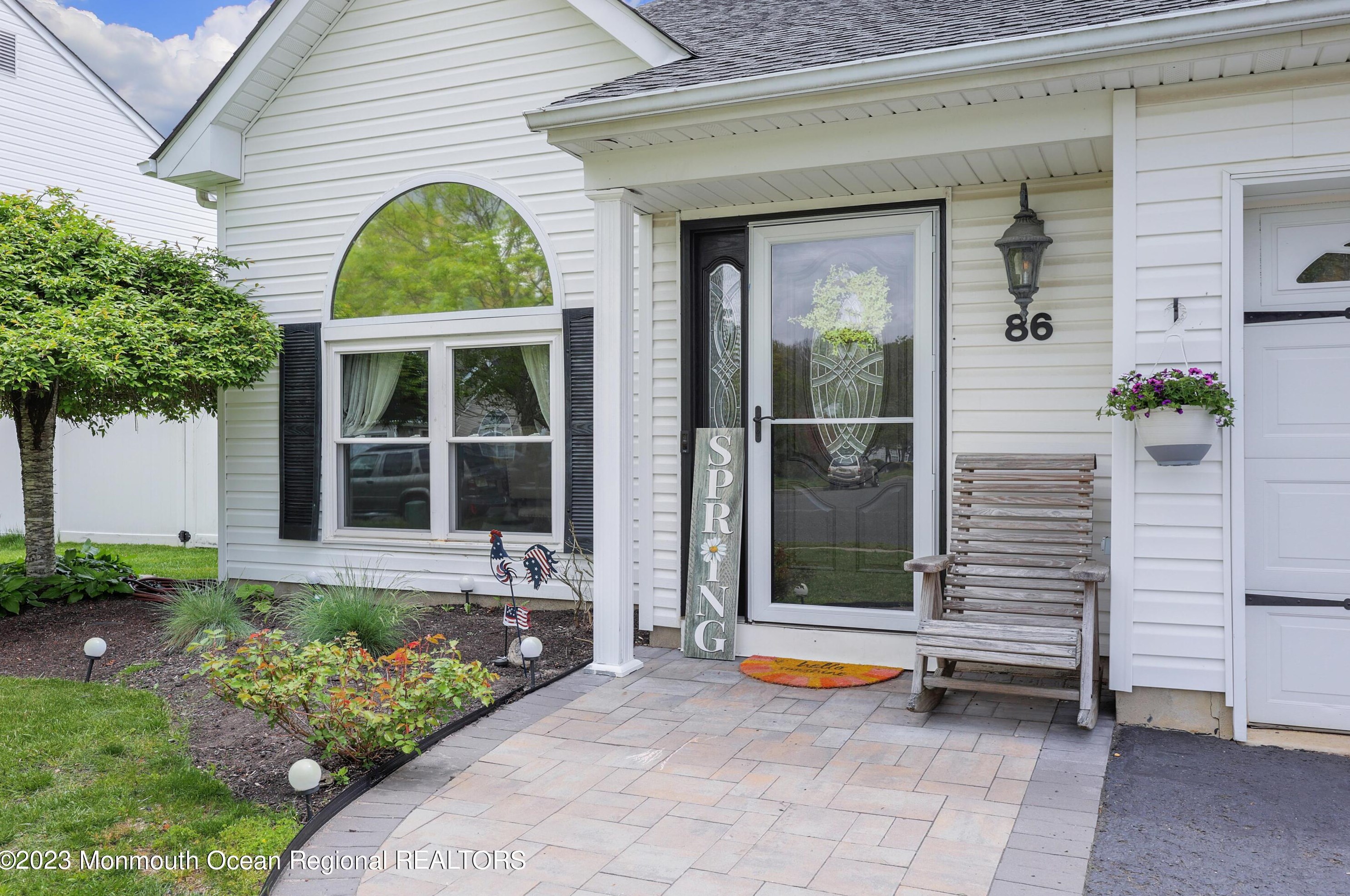 86 Cascades Ave, Wall Township NJ  07731-9036 exterior