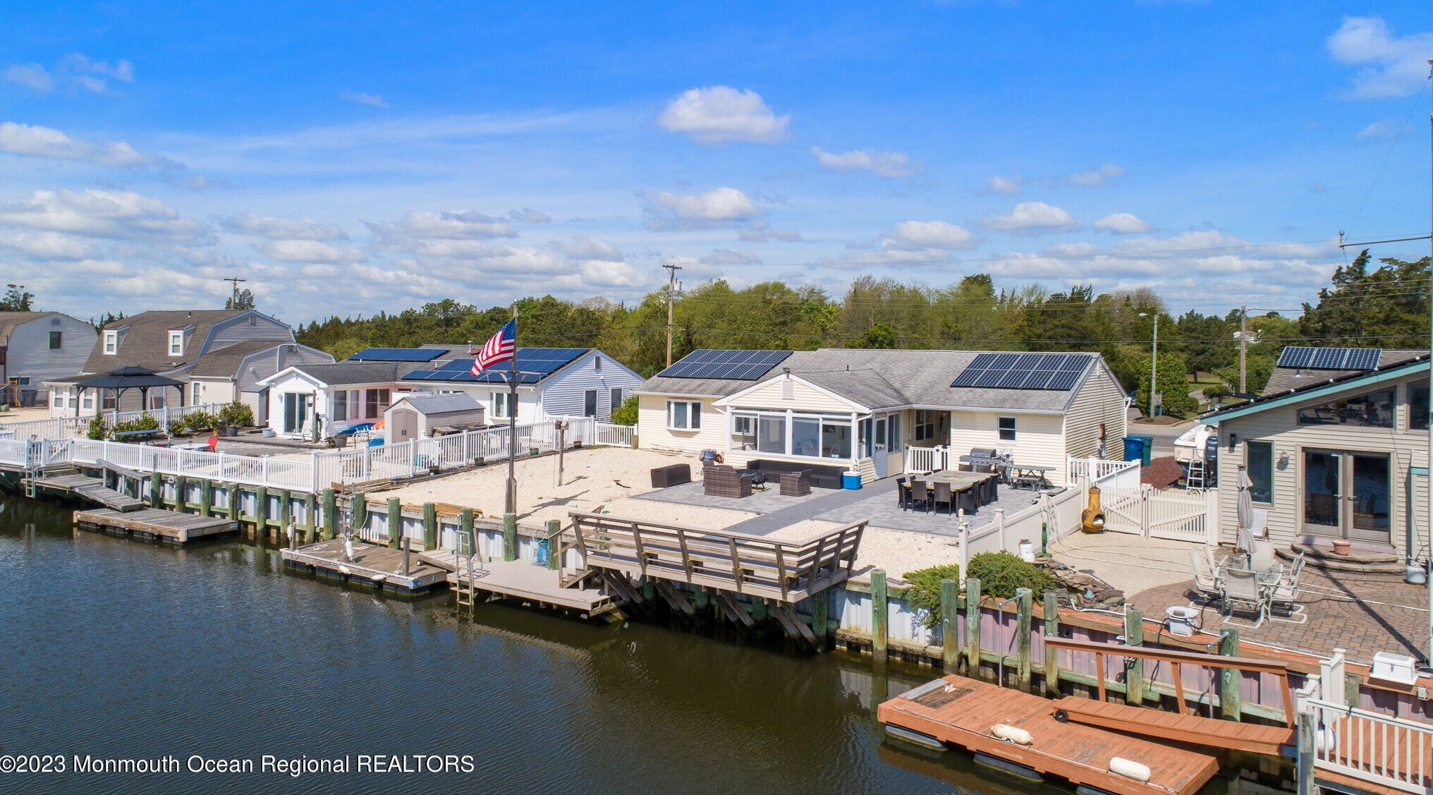 1369 Radio Rd, Tuckerton NJ  08087-1009 exterior