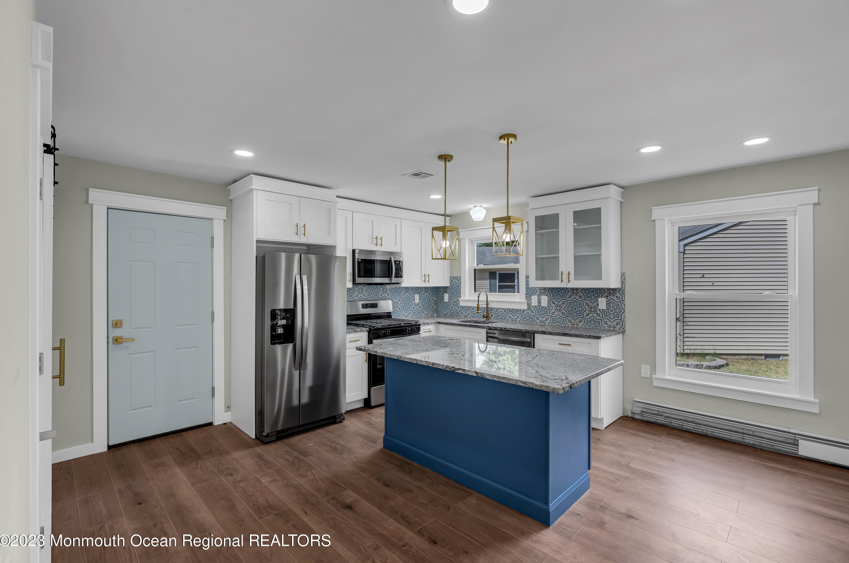 16 Wakan Ct, Toms River NJ  08757-6245 exterior