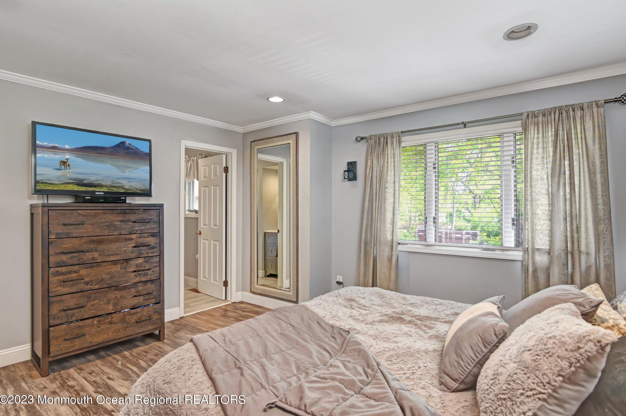 231 Grant Ave, Pompton Lakes NJ  07442-1100 exterior