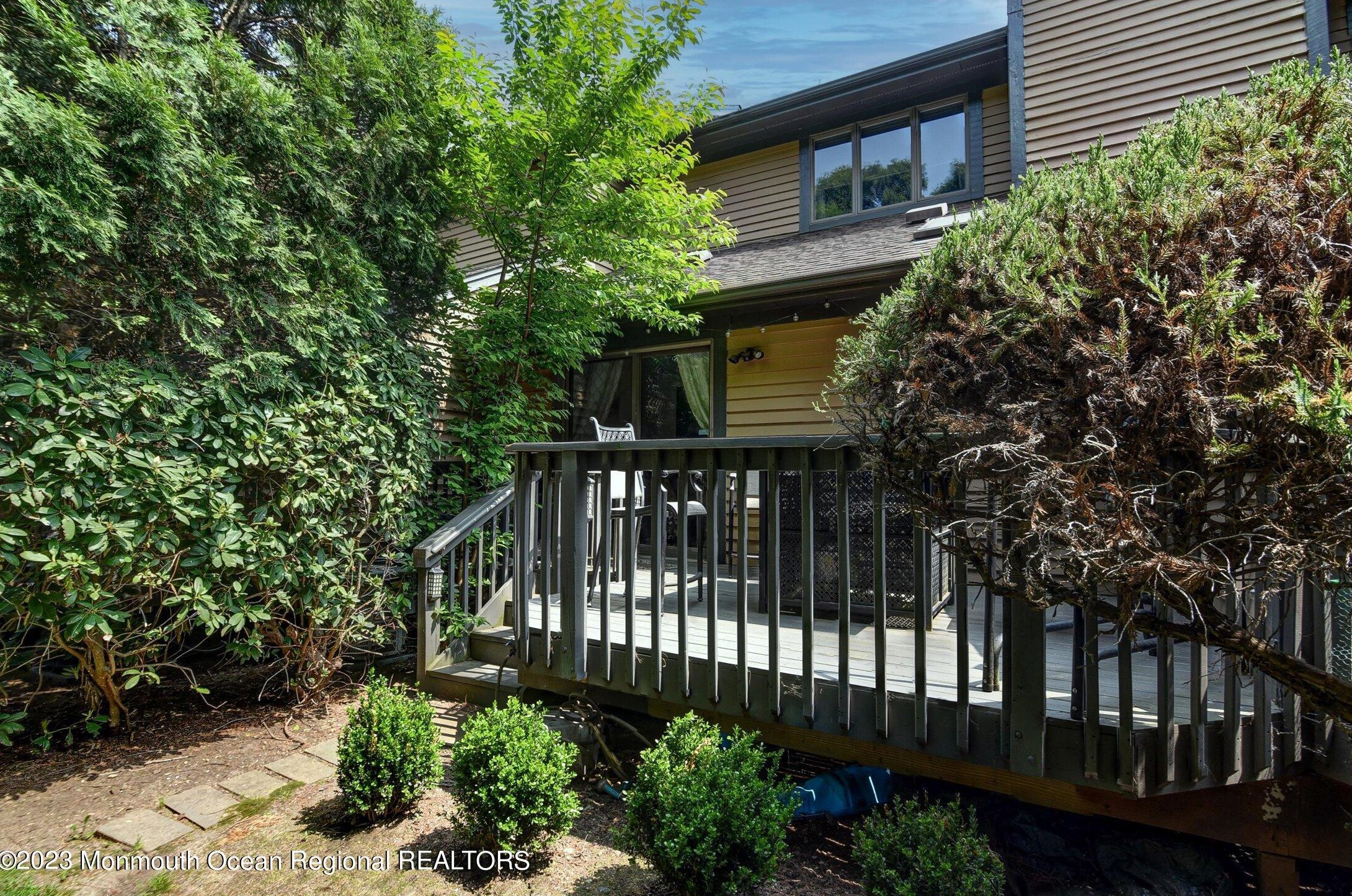 231 Grant Ave, Pompton Lakes NJ  07442-1100 exterior