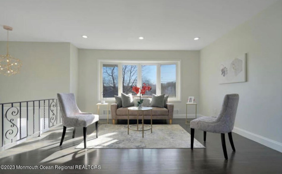 952 Spray Ave, Beachwood NJ  08722-4522 exterior