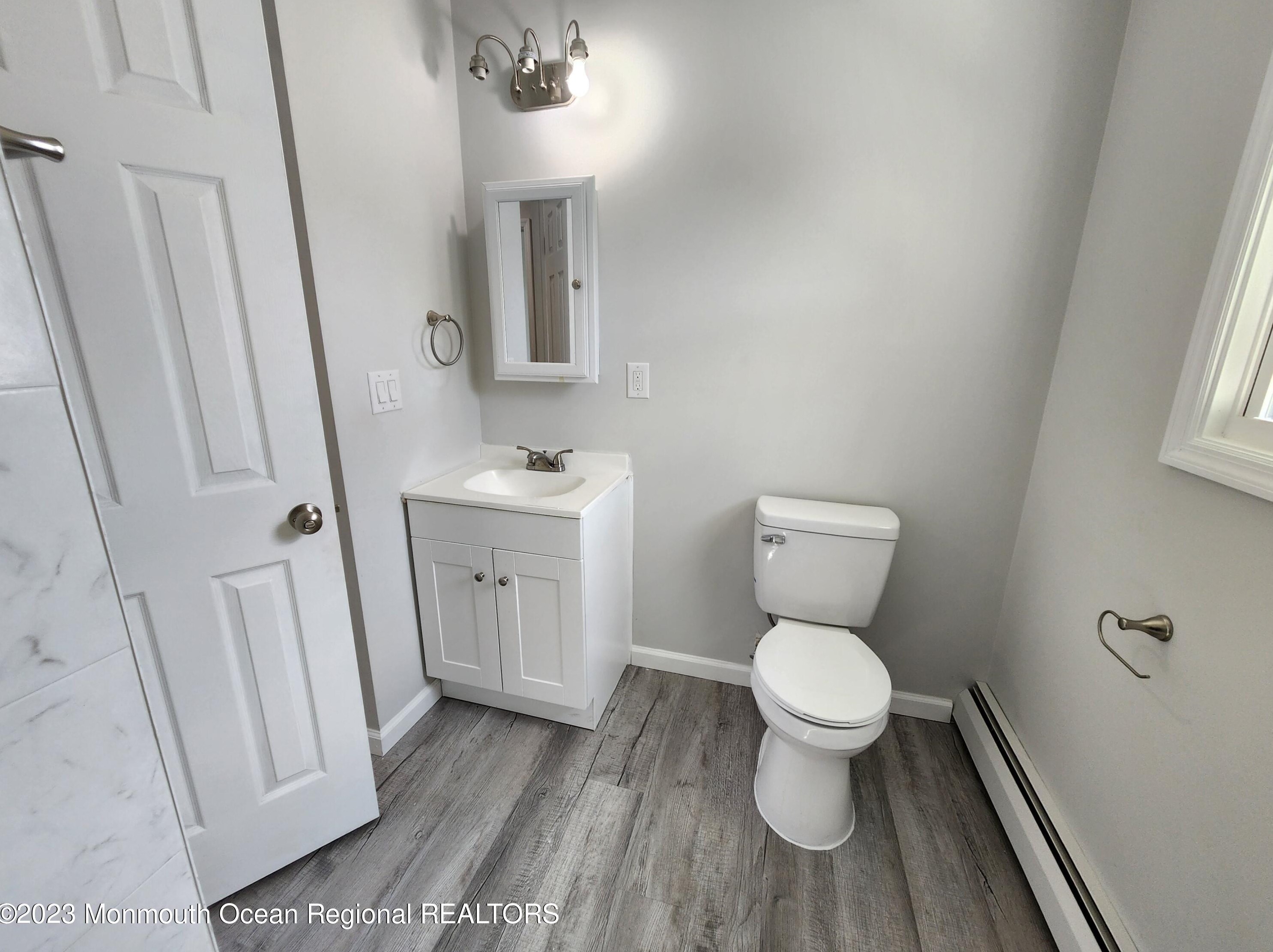 154 Charlotteville Dr, Toms River NJ  08757-4014 exterior
