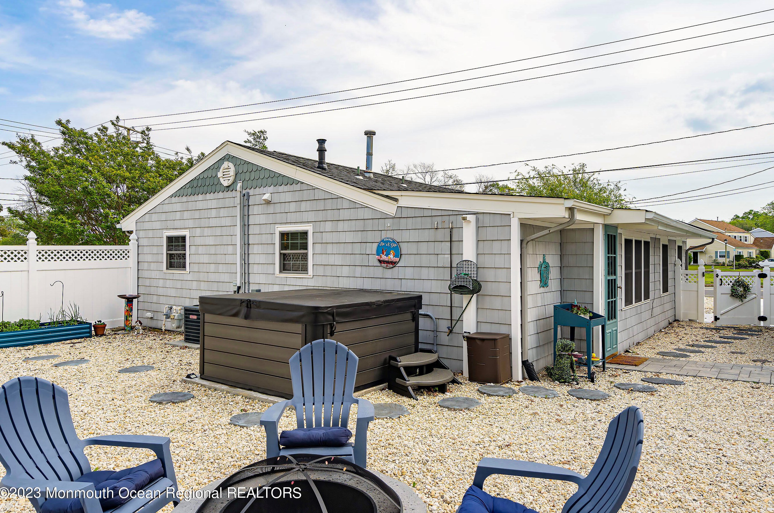 201 11th St, Barnegat Township NJ  08005-2522 exterior