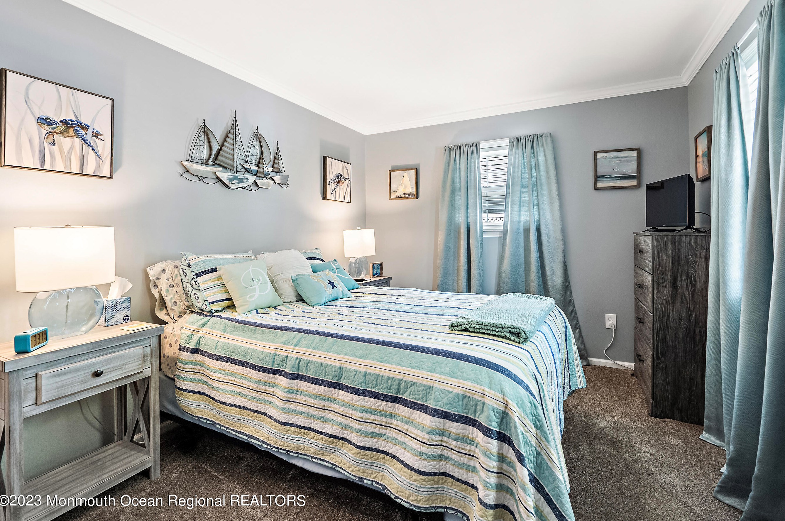 201 11th St, Barnegat Township NJ  08005-2522 exterior
