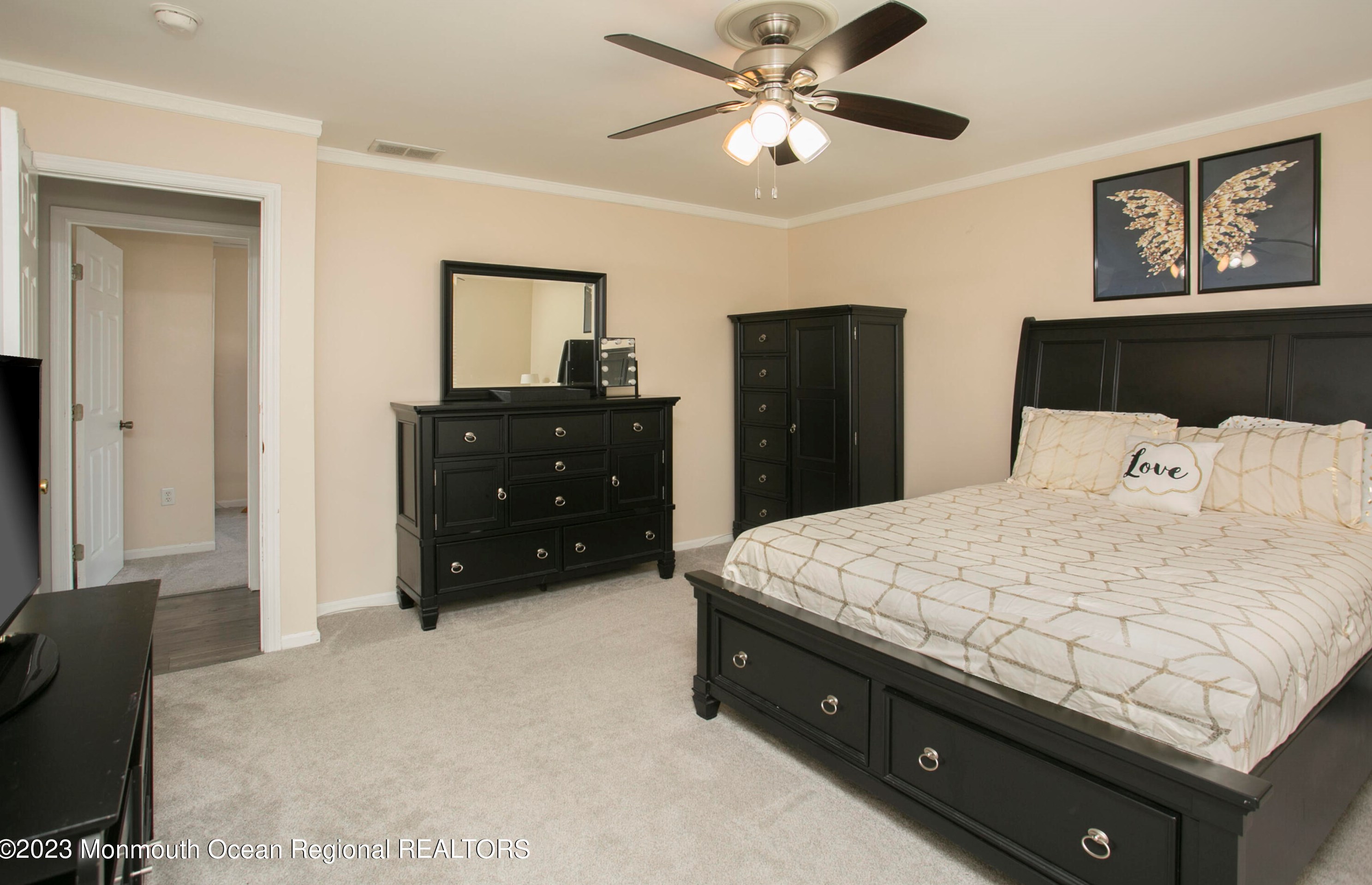 211 Lower Main St, Matawan NJ  07747-1041 exterior