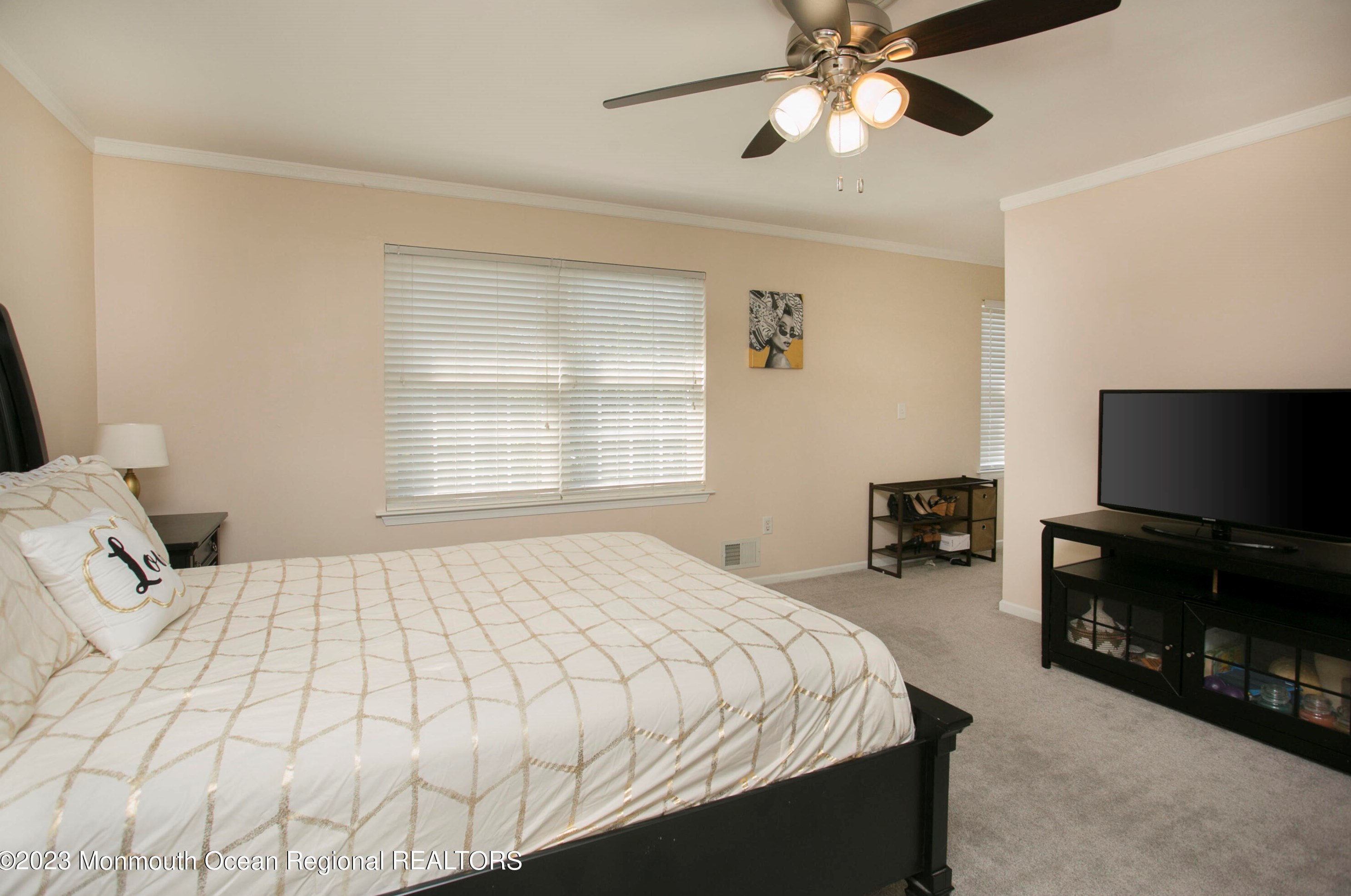 211 Lower Main St, Matawan NJ  07747-1041 exterior