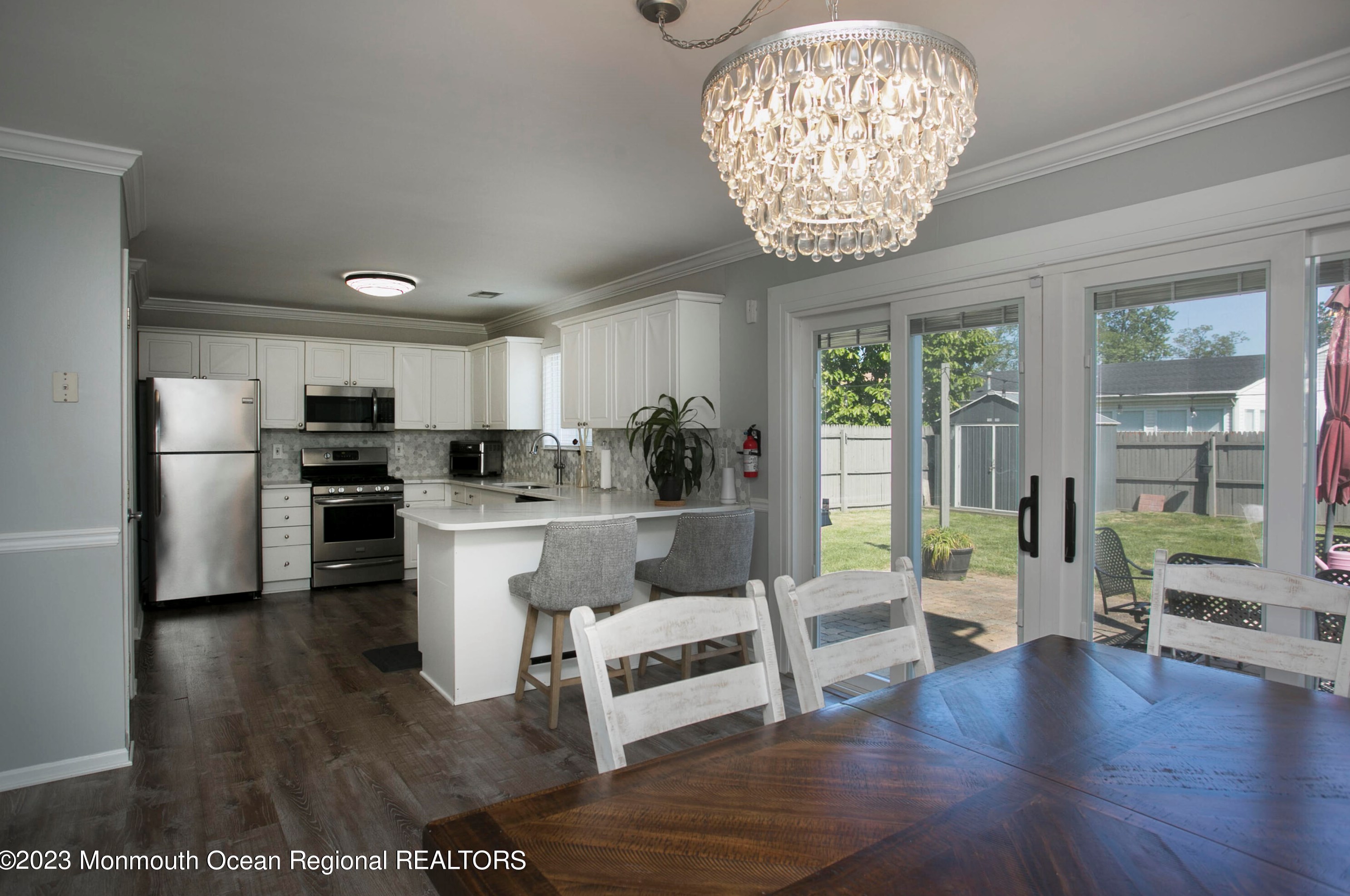 211 Lower Main St, Matawan NJ  07747-1041 exterior