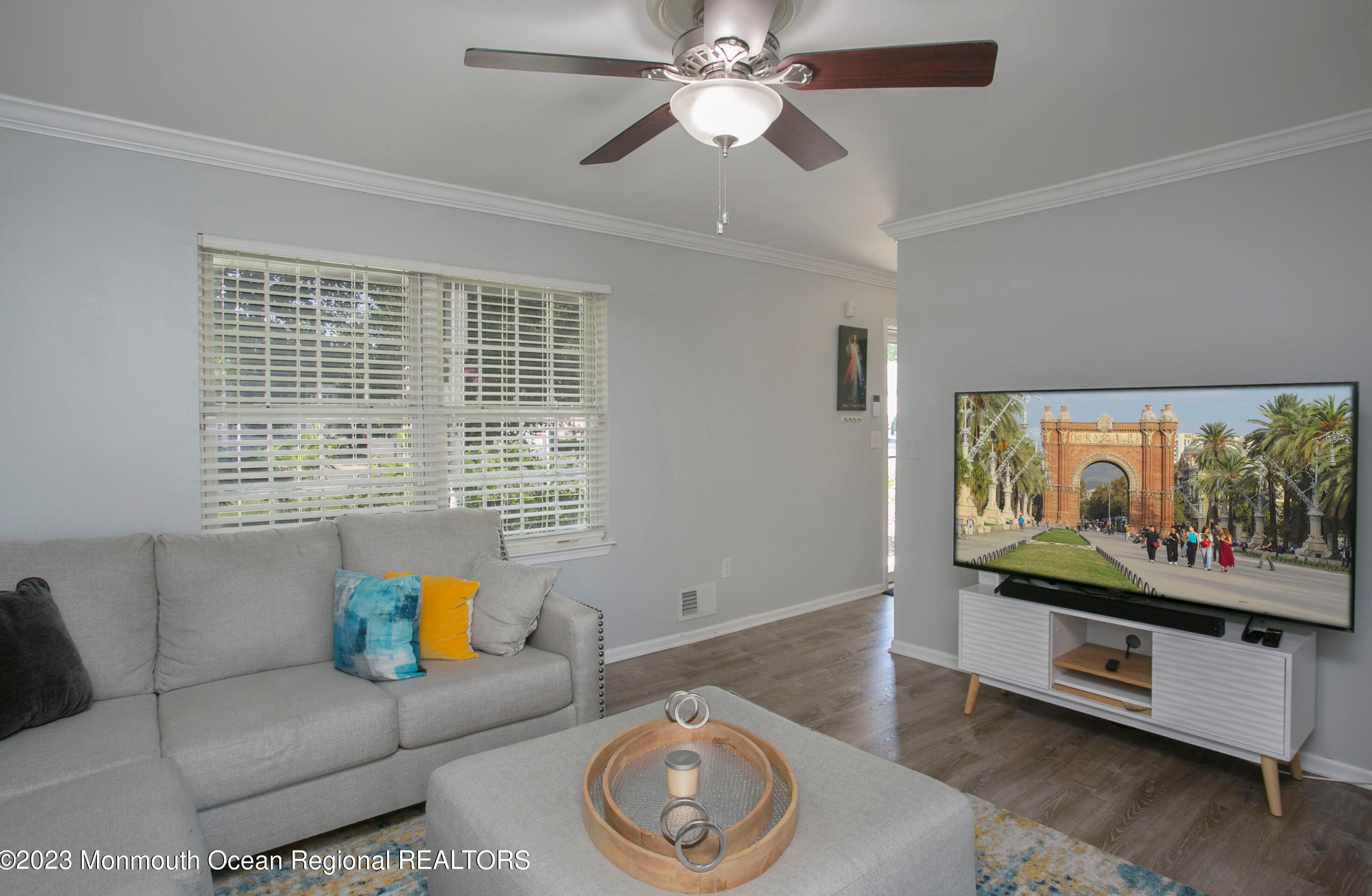 211 Lower Main St, Matawan NJ  07747-1041 exterior