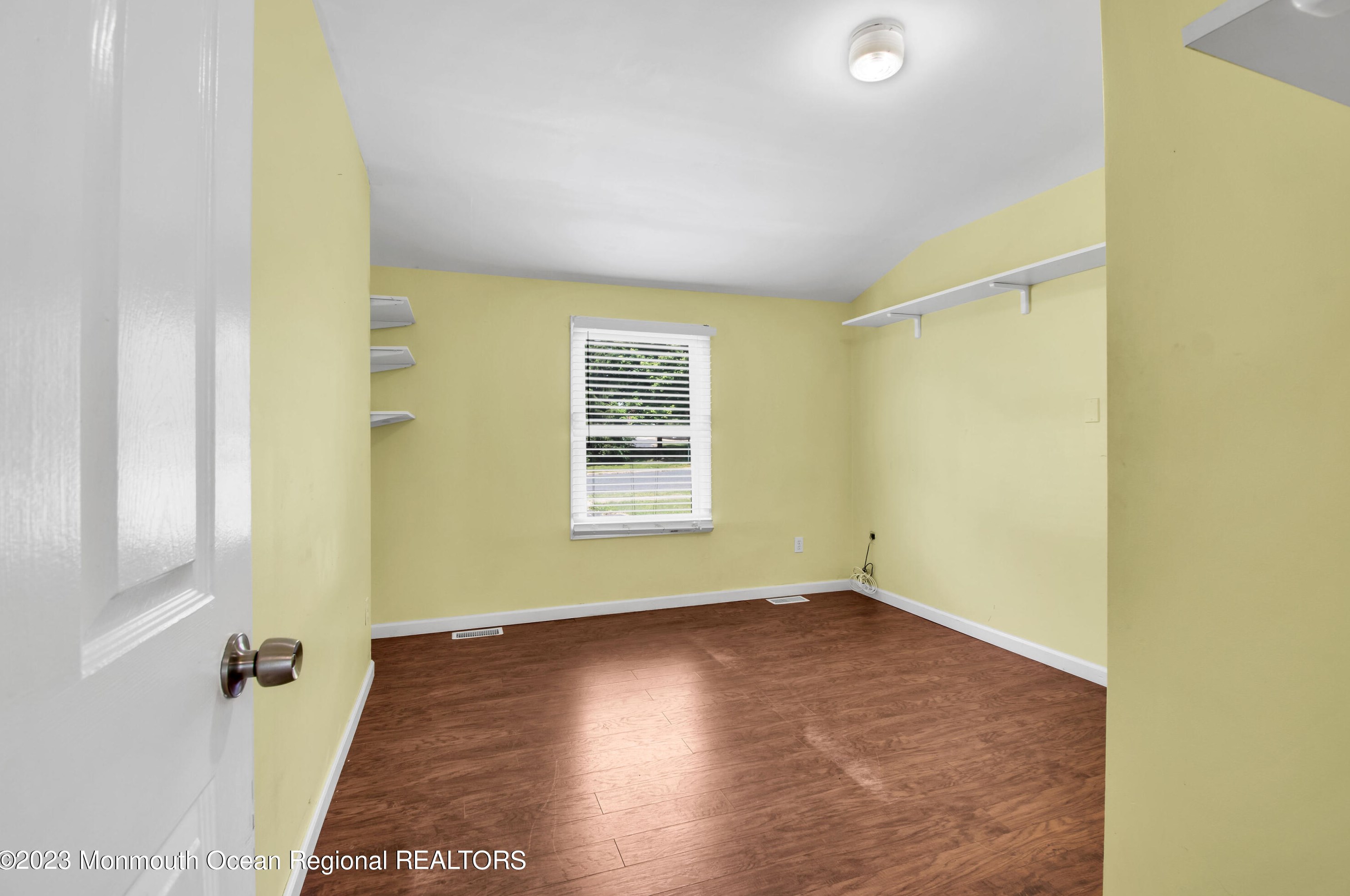 3 Redwood Rd, Wall Township NJ  07731-1327 exterior