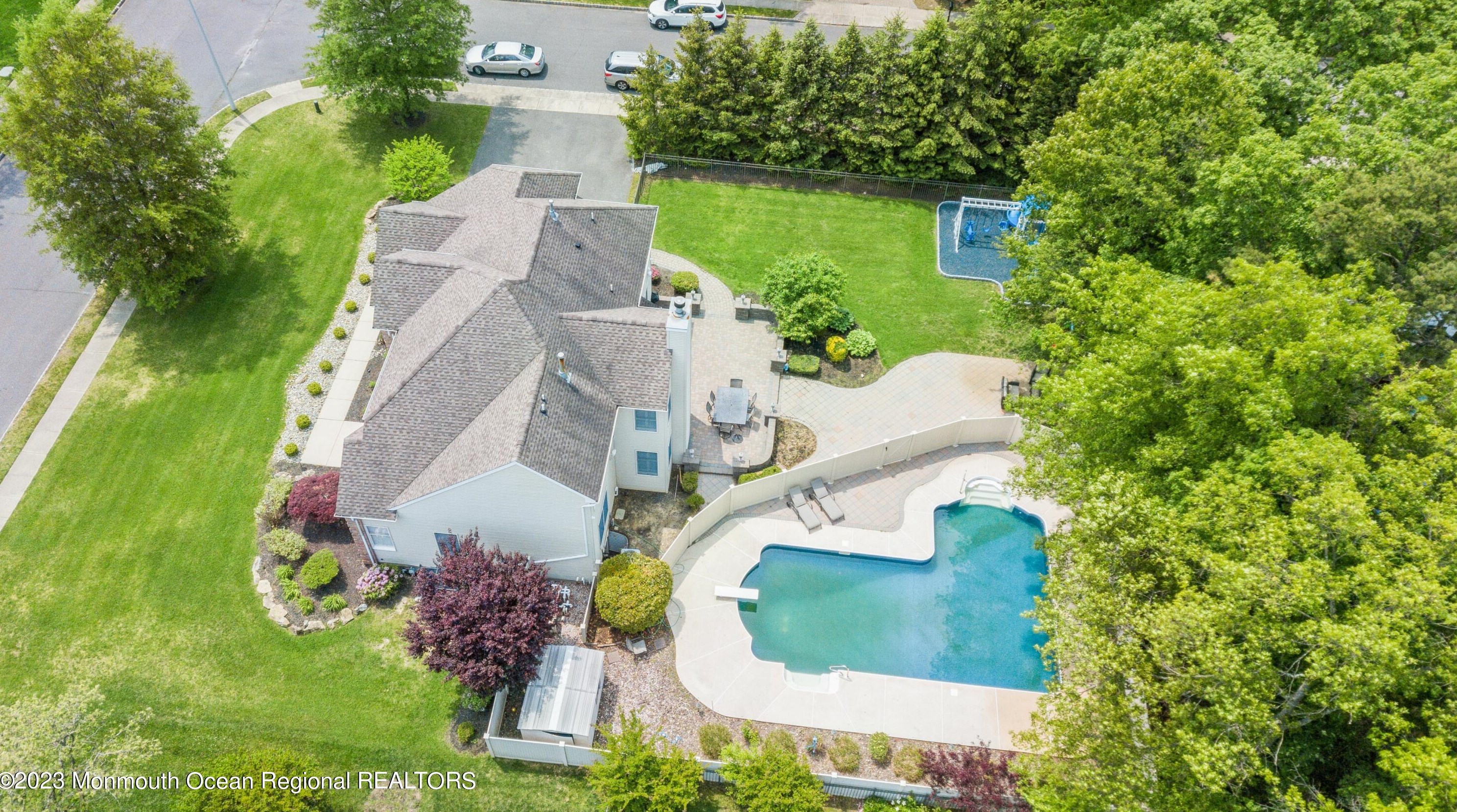 1232 Steeplechase Ct, Toms River NJ  08755-2217 exterior