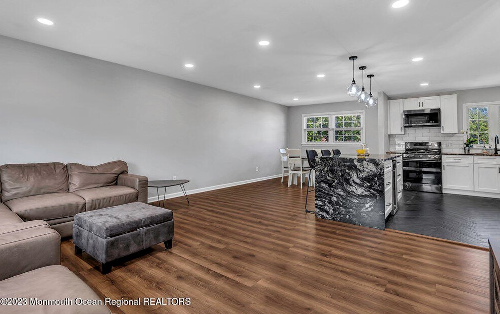 20 Monroe St, Keyport NJ  07735-1461 exterior