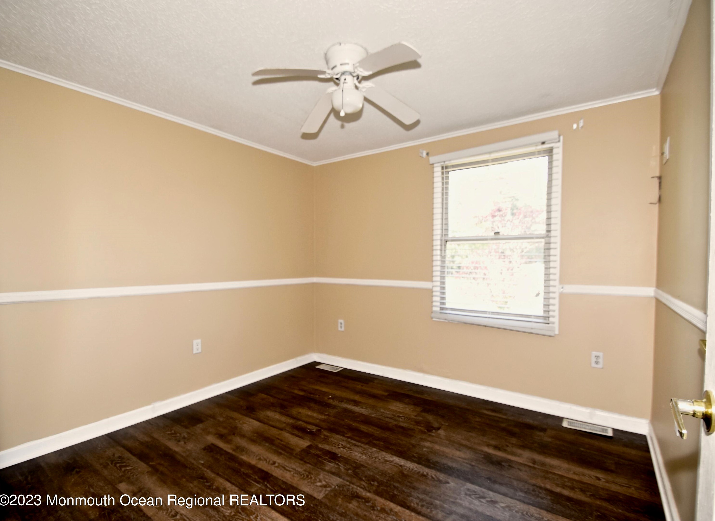 1212 Middlesex St, Toms River NJ 08757-1816 exterior