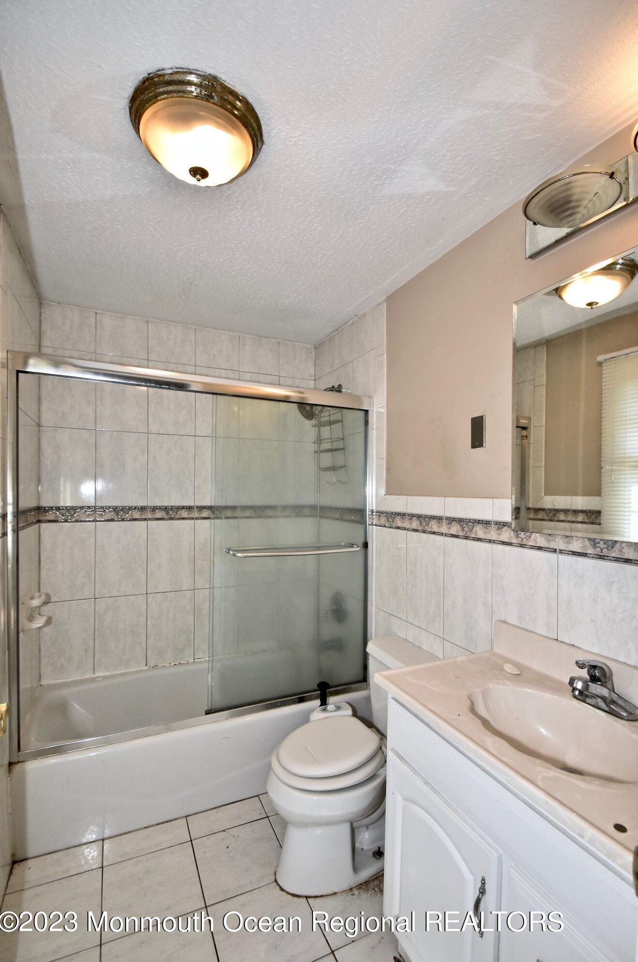 1212 Middlesex St, Toms River NJ 08757-1816 exterior