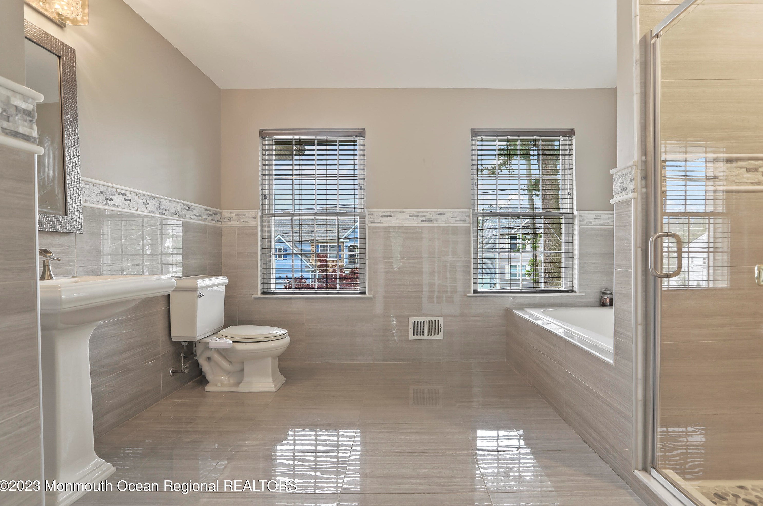 1409 Birmingham Ave, Toms River NJ 08757-1440 exterior