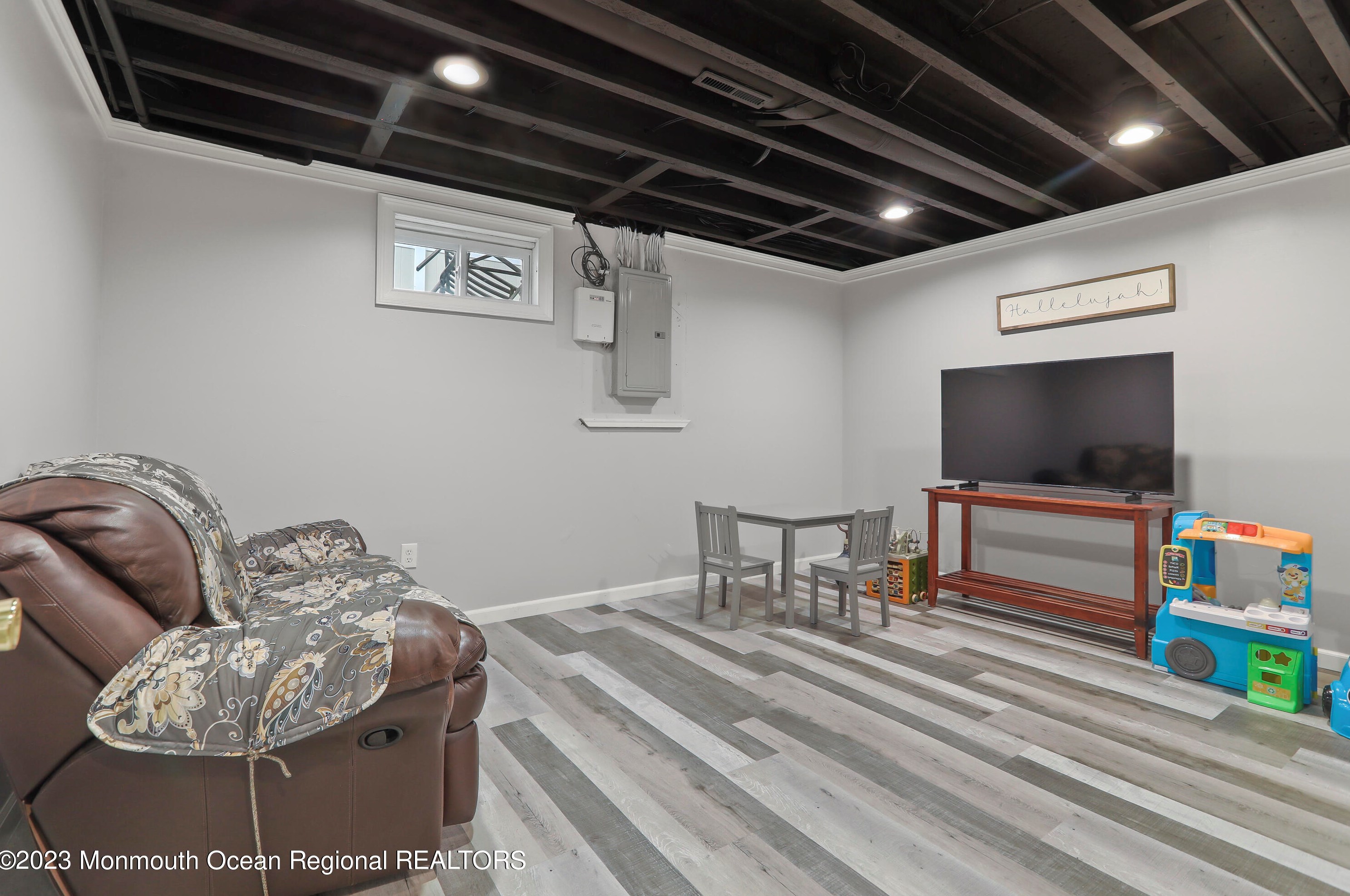 1409 Birmingham Ave, Toms River NJ 08757-1440 exterior