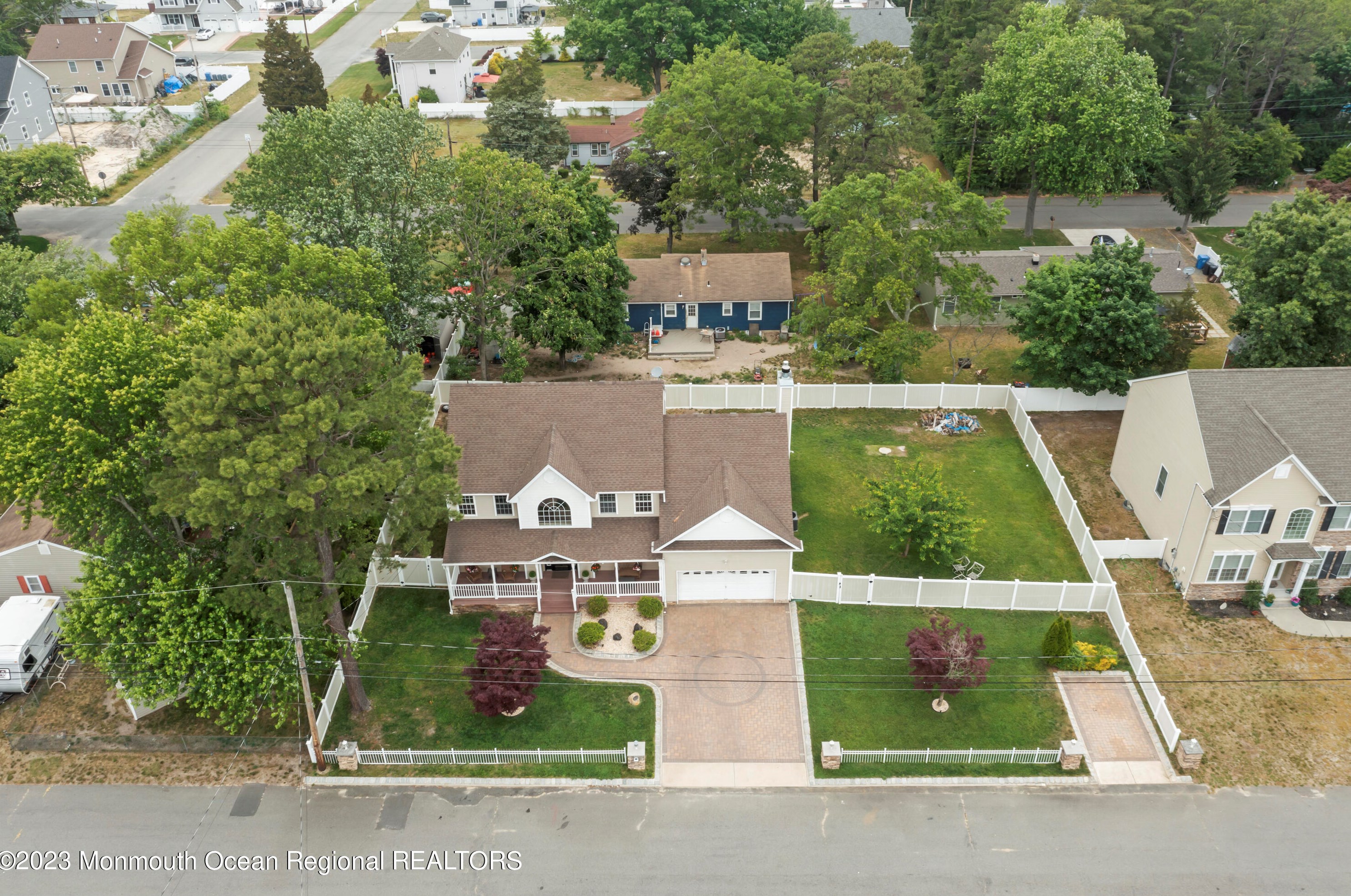 1409 Birmingham Ave, Toms River NJ 08757-1440 exterior