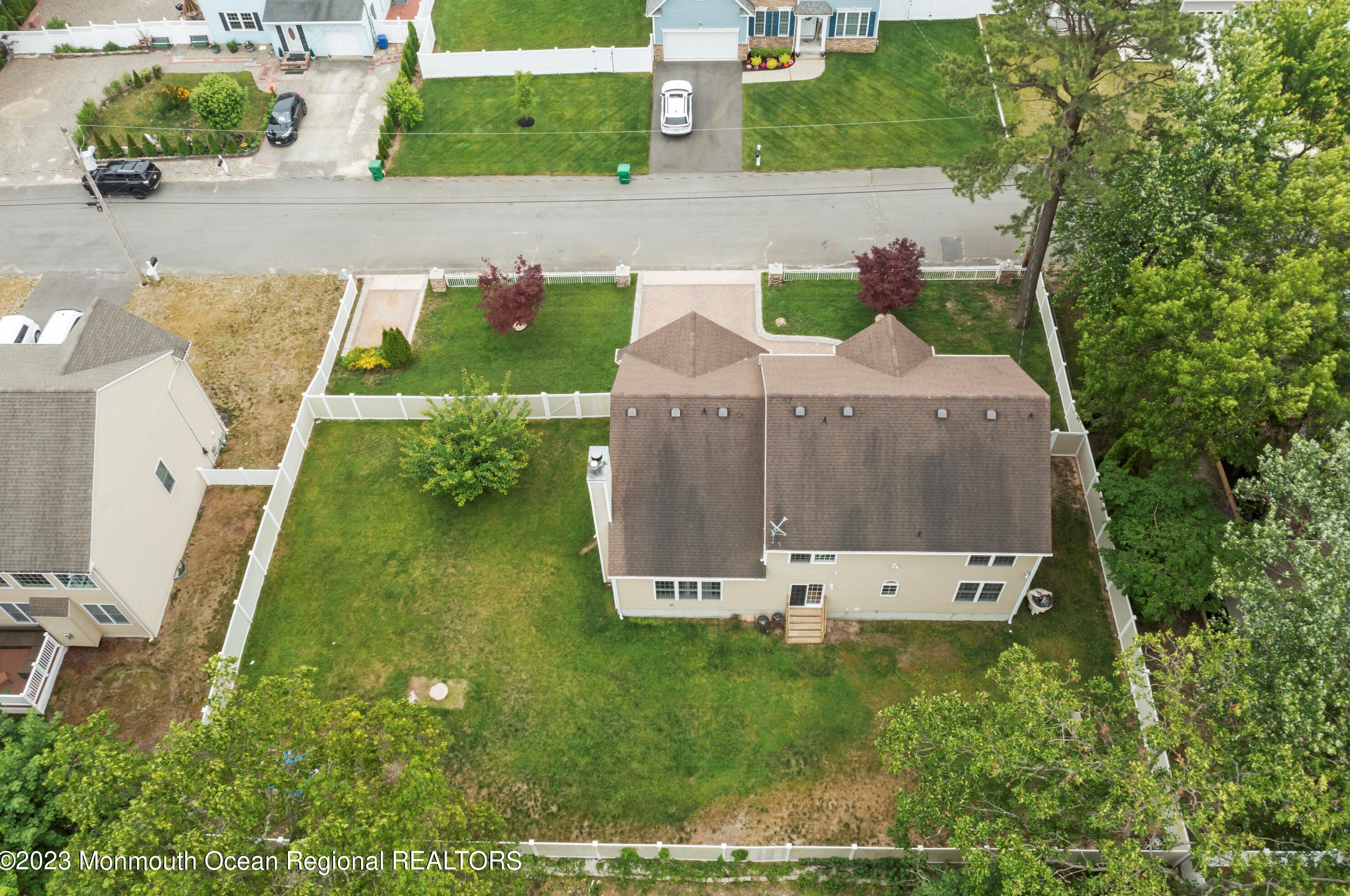 1409 Birmingham Ave, Toms River NJ 08757-1440 exterior