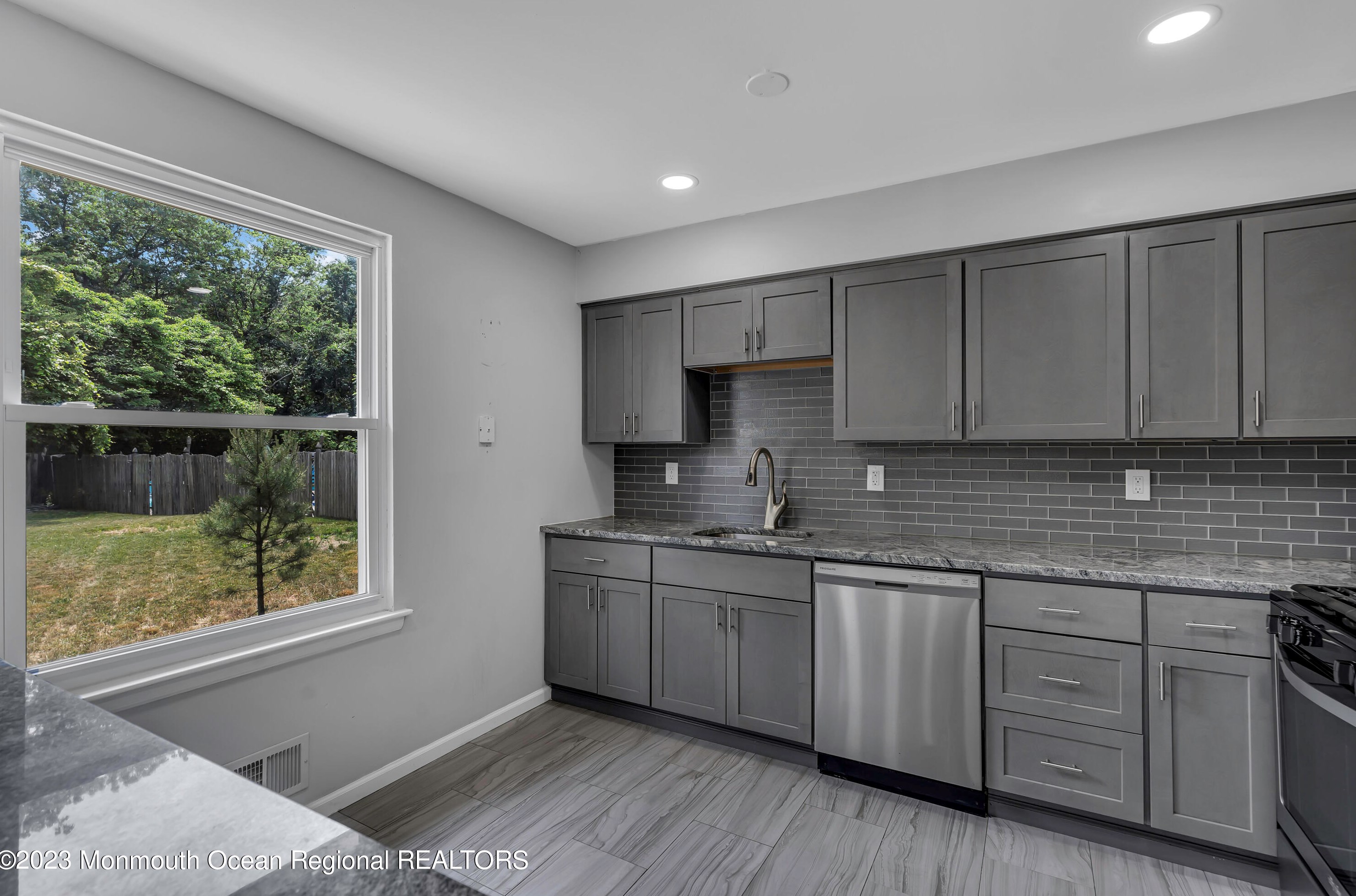 107 Lavenham Ct, Toms River NJ  08755-3242 exterior