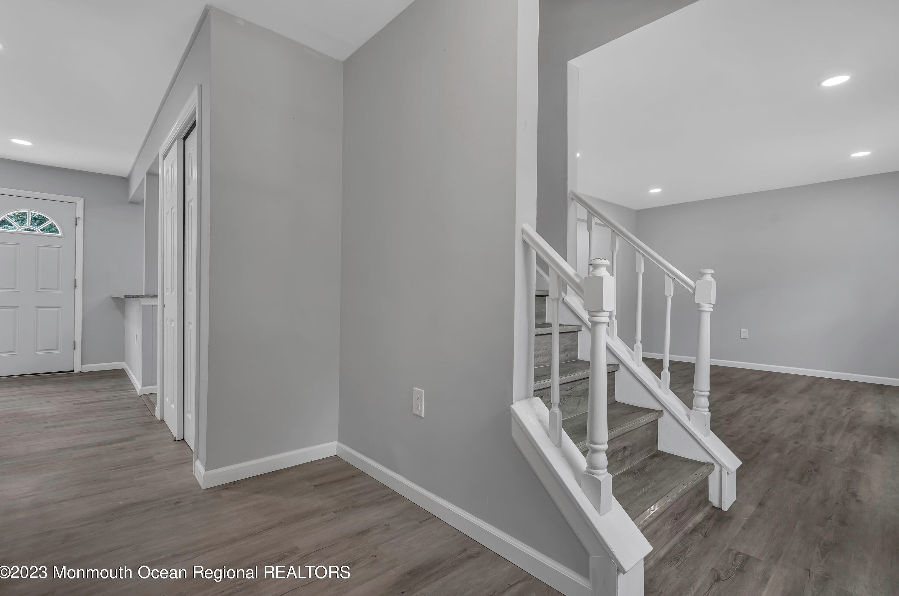 107 Lavenham Ct, Toms River NJ  08755-3242 exterior