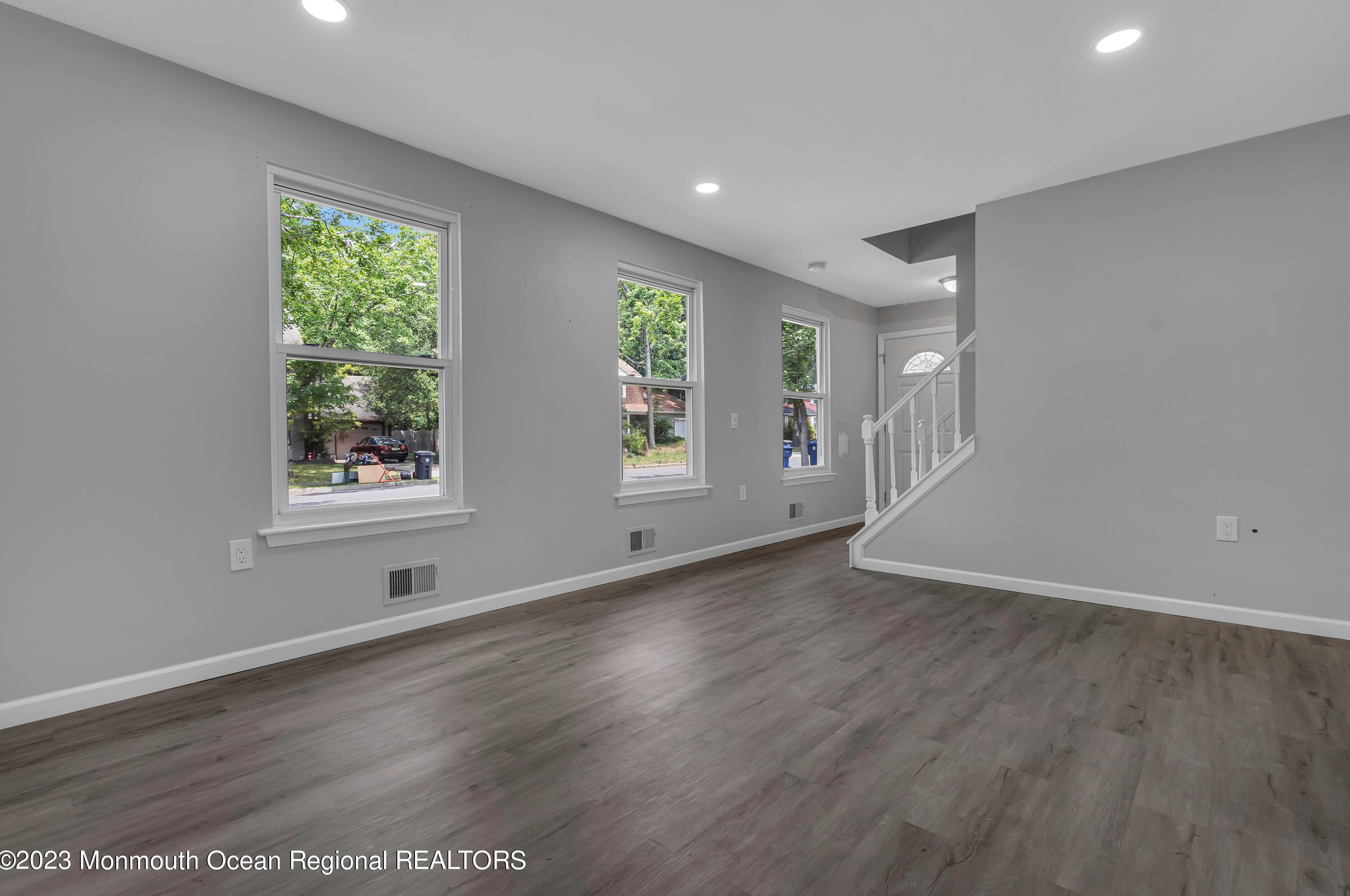 107 Lavenham Ct, Toms River NJ  08755-3242 exterior