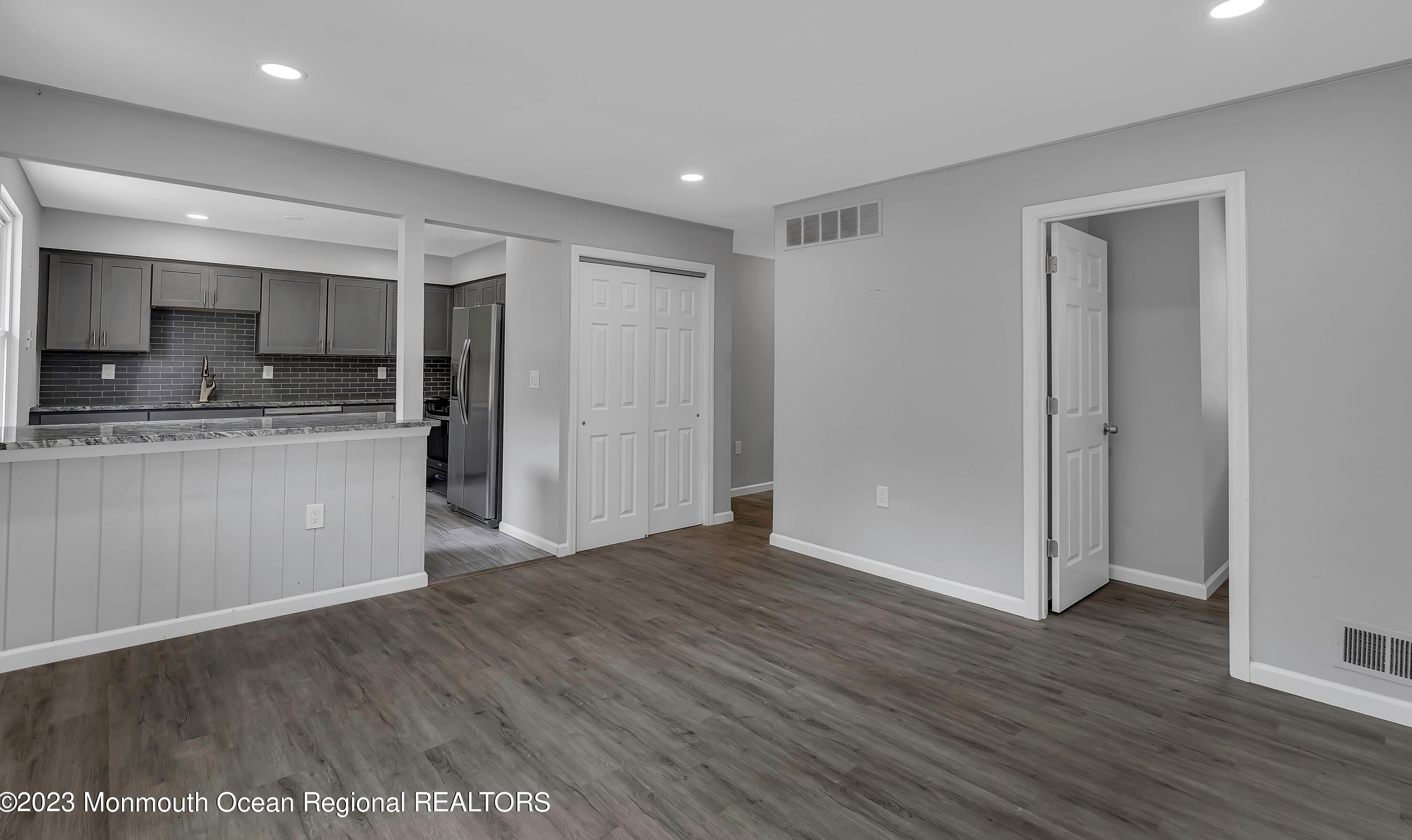 107 Lavenham Ct, Toms River NJ  08755-3242 exterior