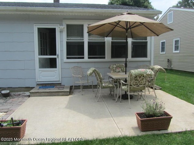 79 Sheepshead Dr, Toms River NJ  08757-5821 exterior