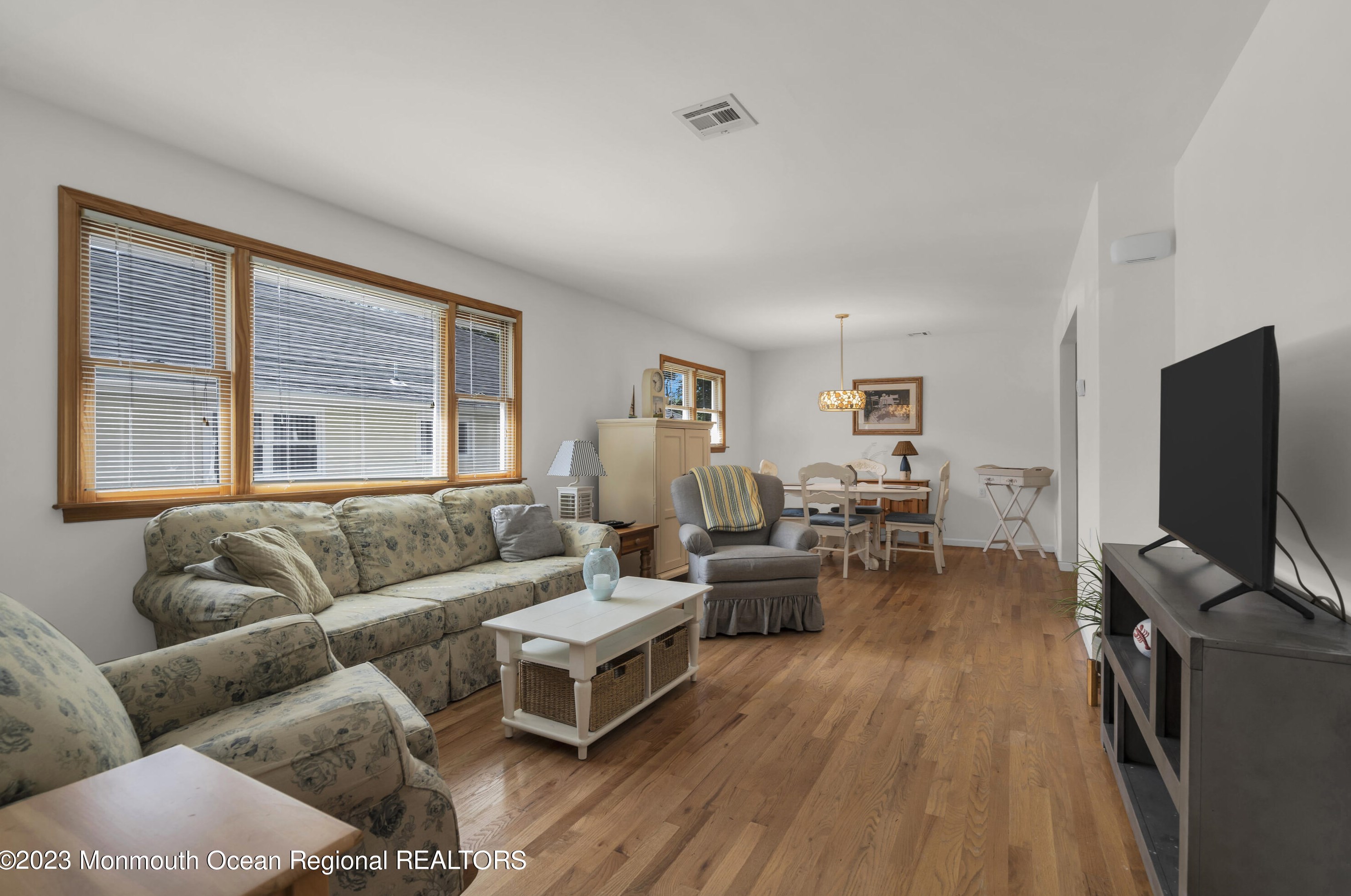 1761 Mt Idenburg Ln, Toms River NJ 08753-1421 exterior