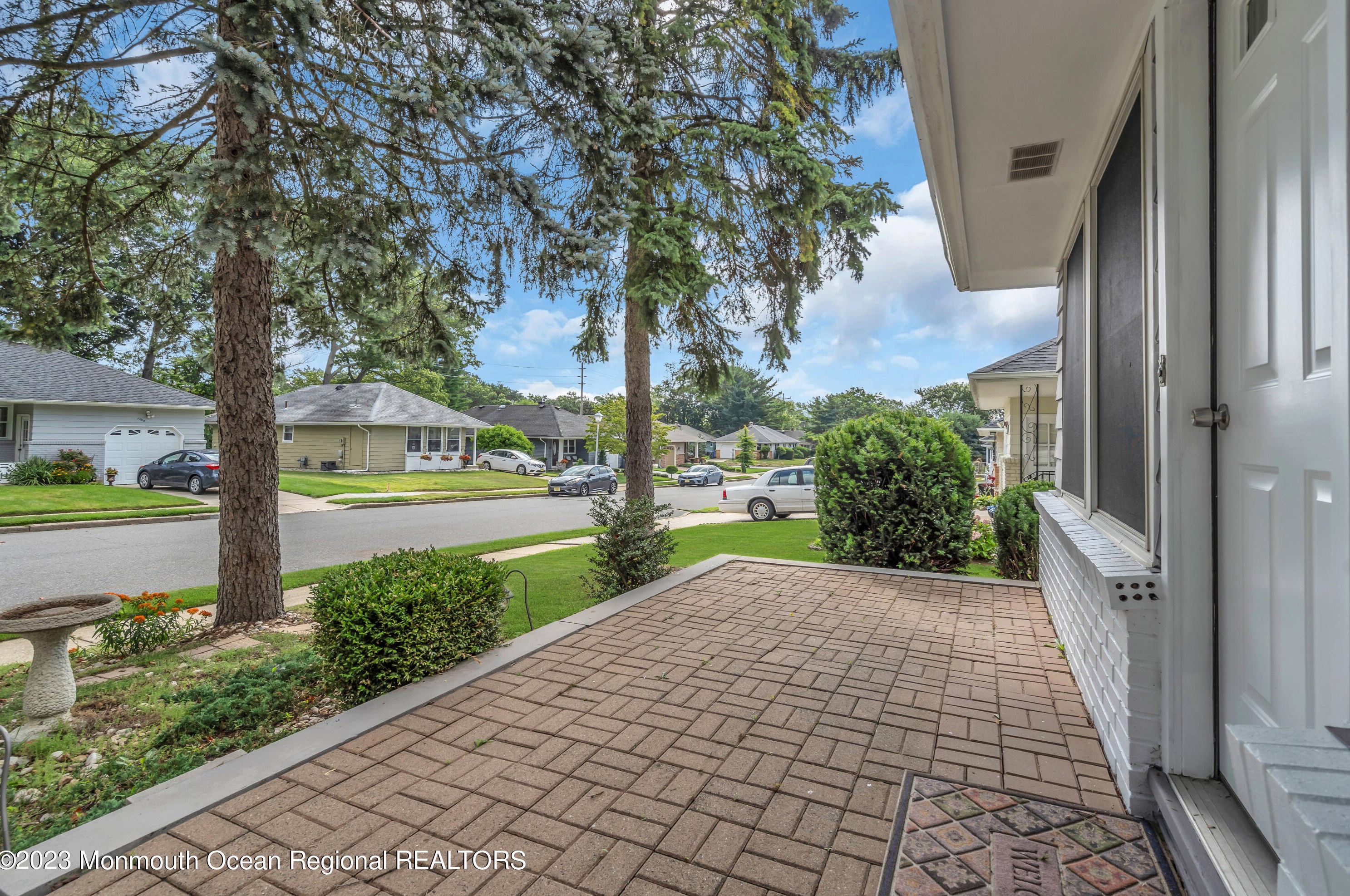 1761 Mt Idenburg Ln, Toms River NJ 08753-1421 exterior