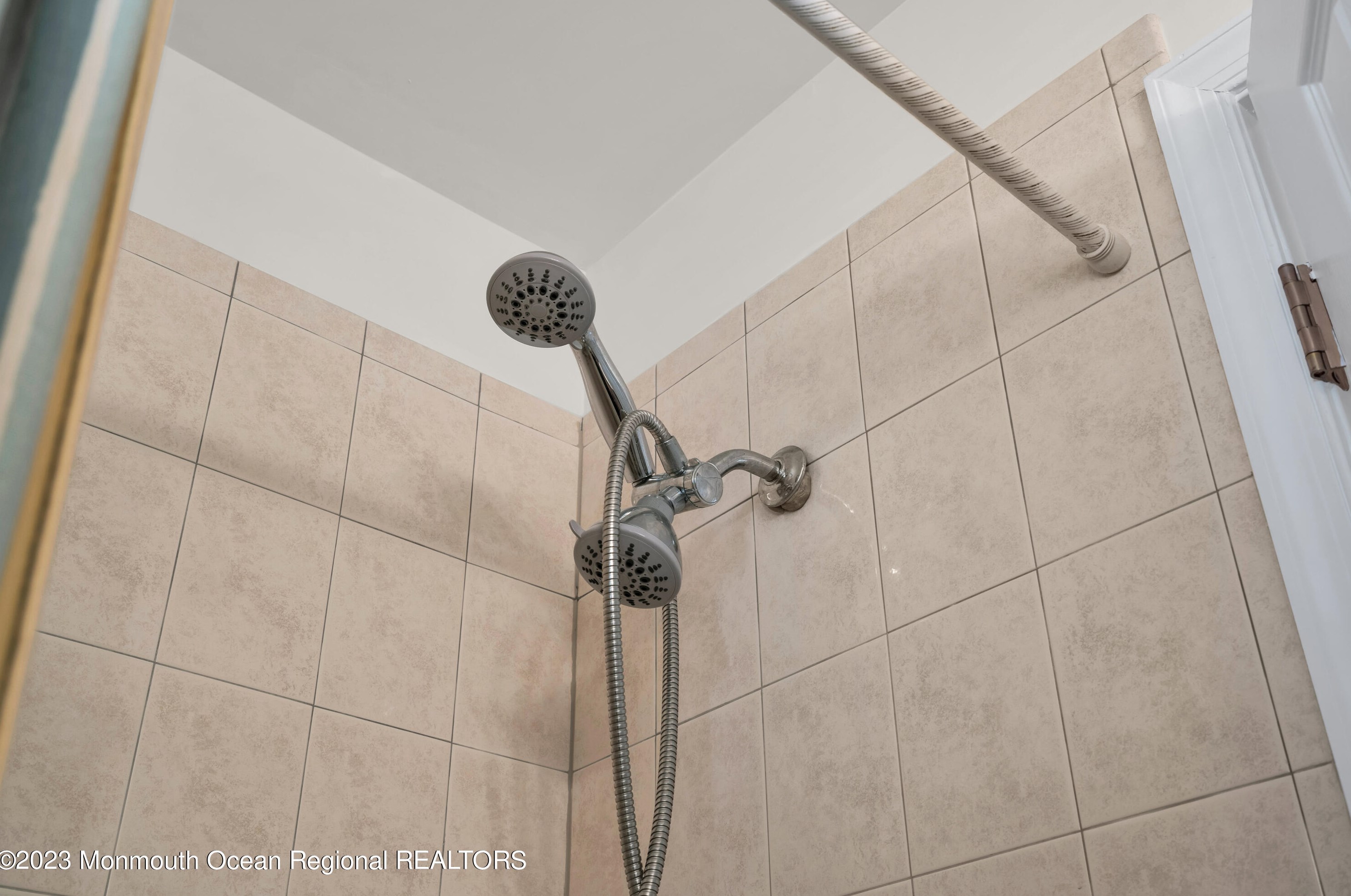 1761 Mt Idenburg Ln, Toms River NJ 08753-1421 exterior