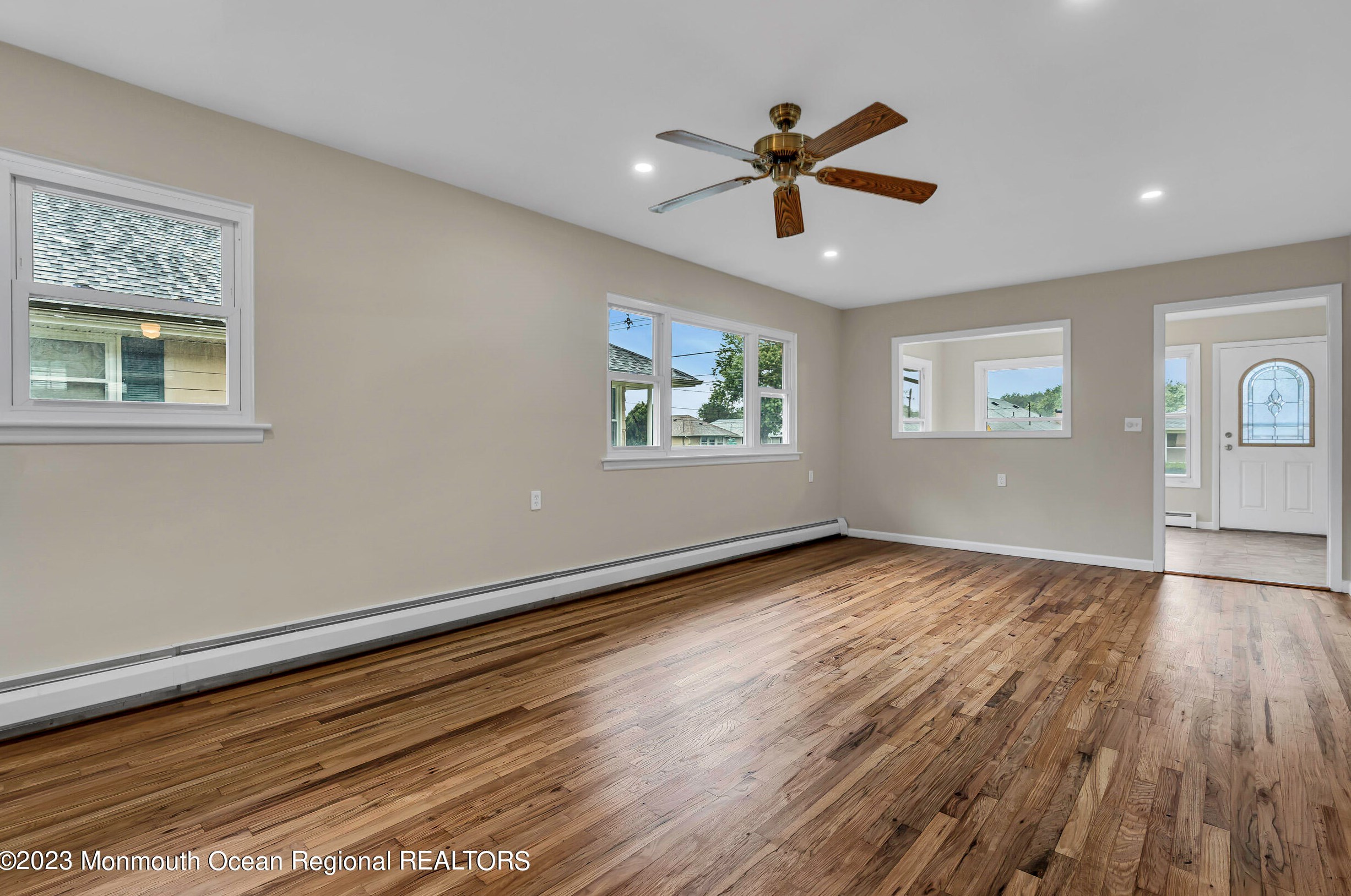 2049 Hovsons Blvd, Toms River NJ  08753-1602 exterior