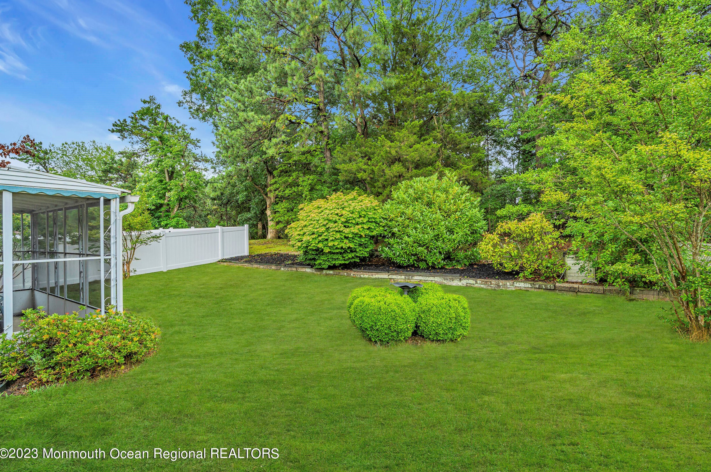 2049 Hovsons Blvd, Toms River NJ  08753-1602 exterior
