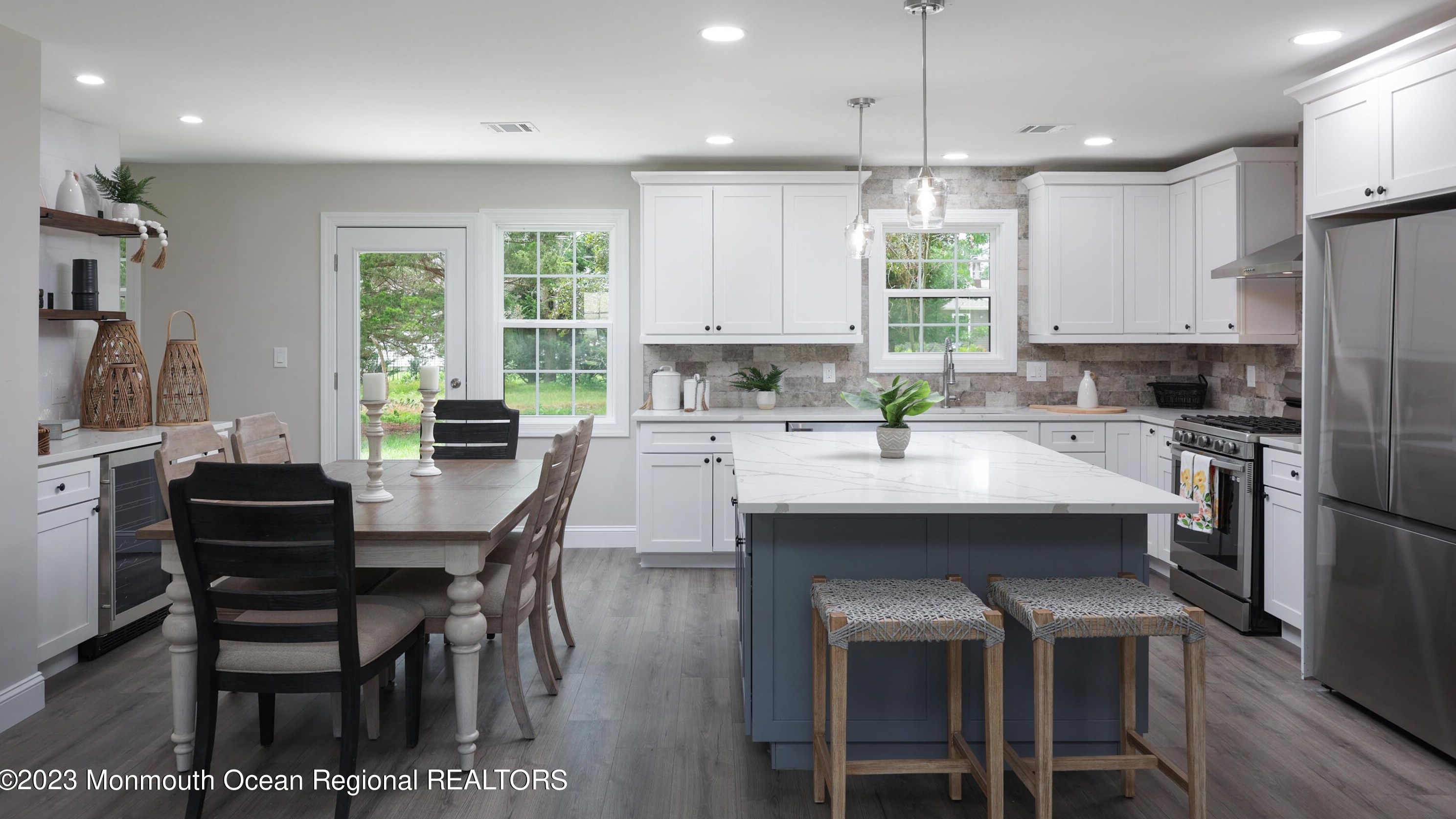 21 Stanford Dr, Toms River NJ  08757-4404 exterior