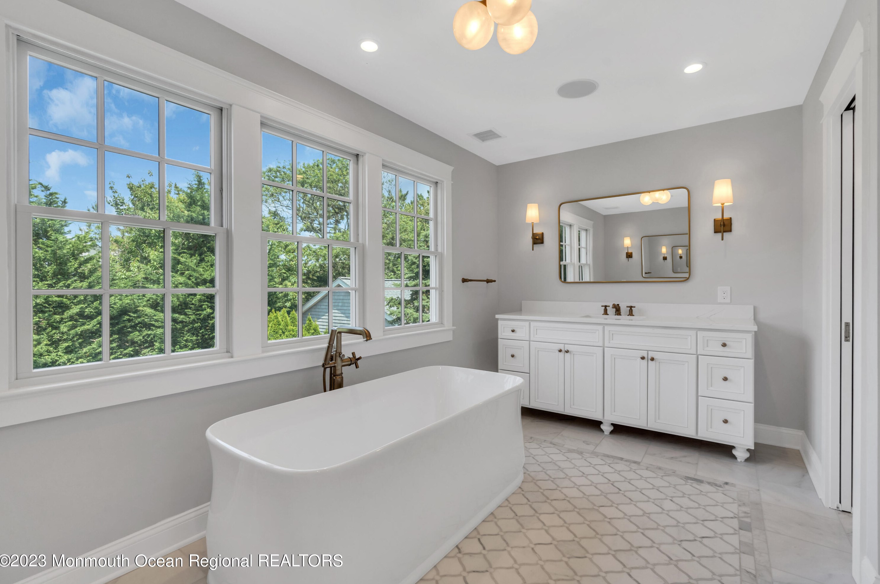 12 Atlantic Ave, Wall Township NJ 08736-1202 exterior