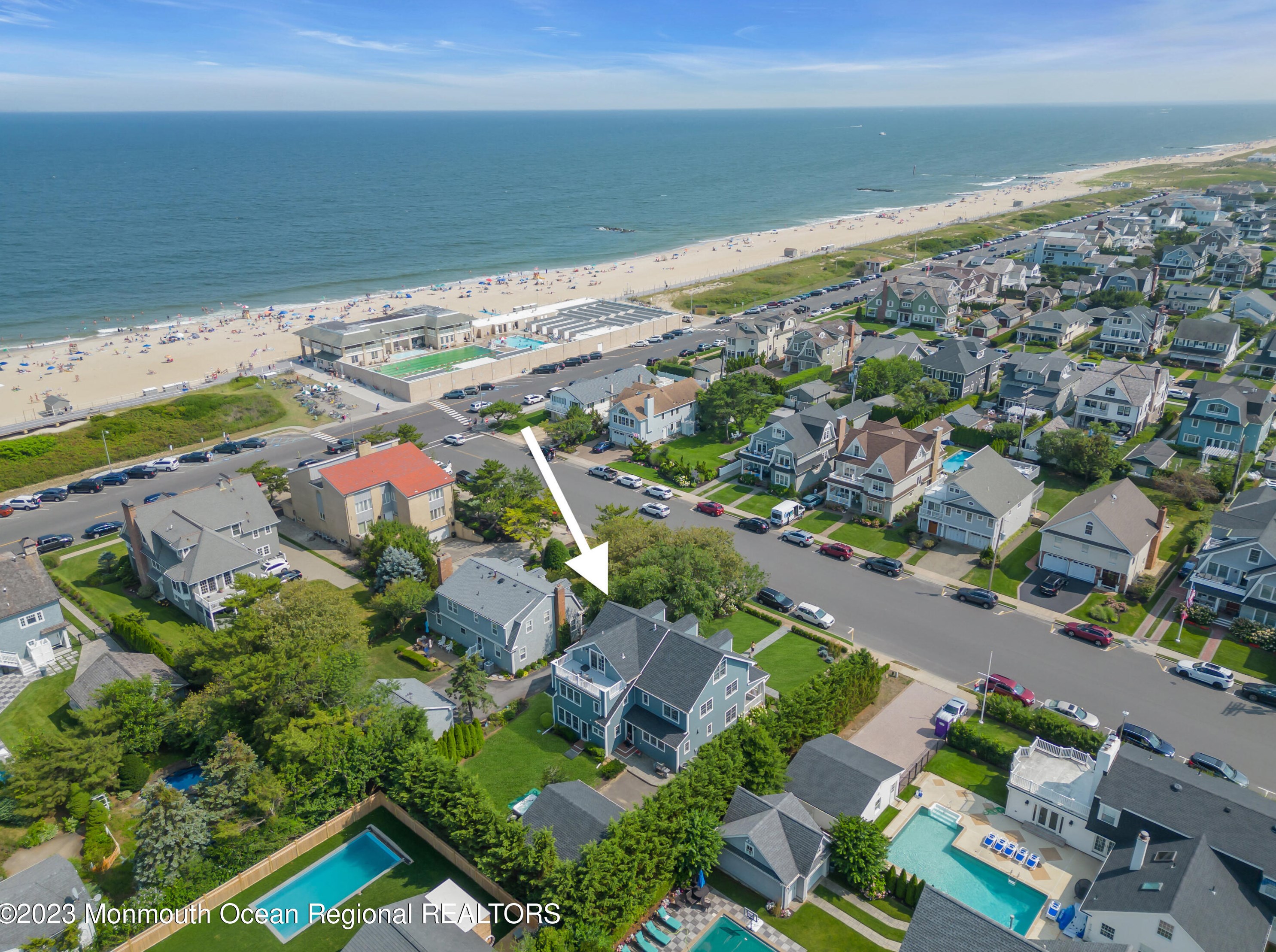 12 Atlantic Ave, Wall Township NJ 08736-1202 exterior