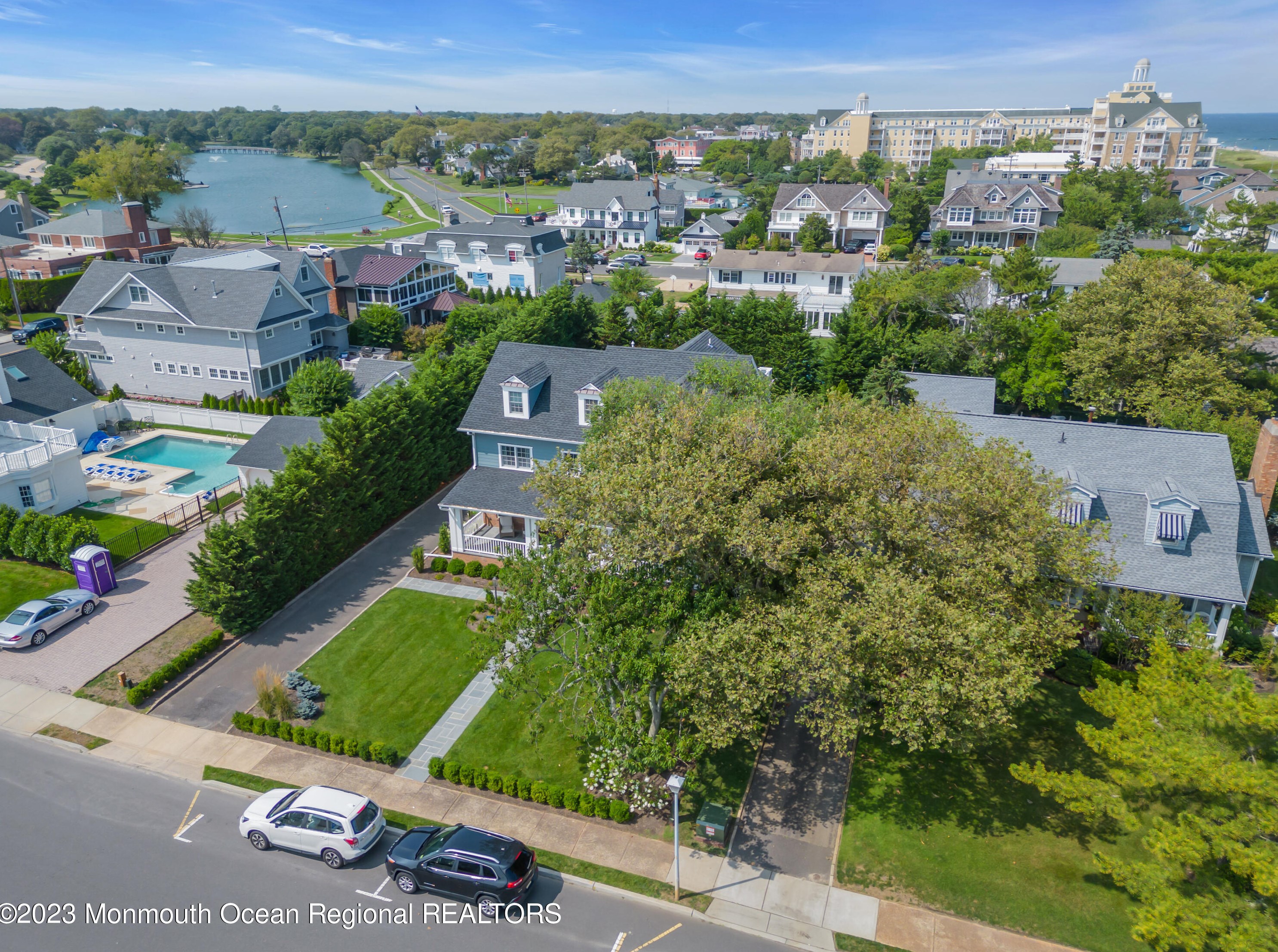 12 Atlantic Ave, Wall Township NJ 08736-1202 exterior