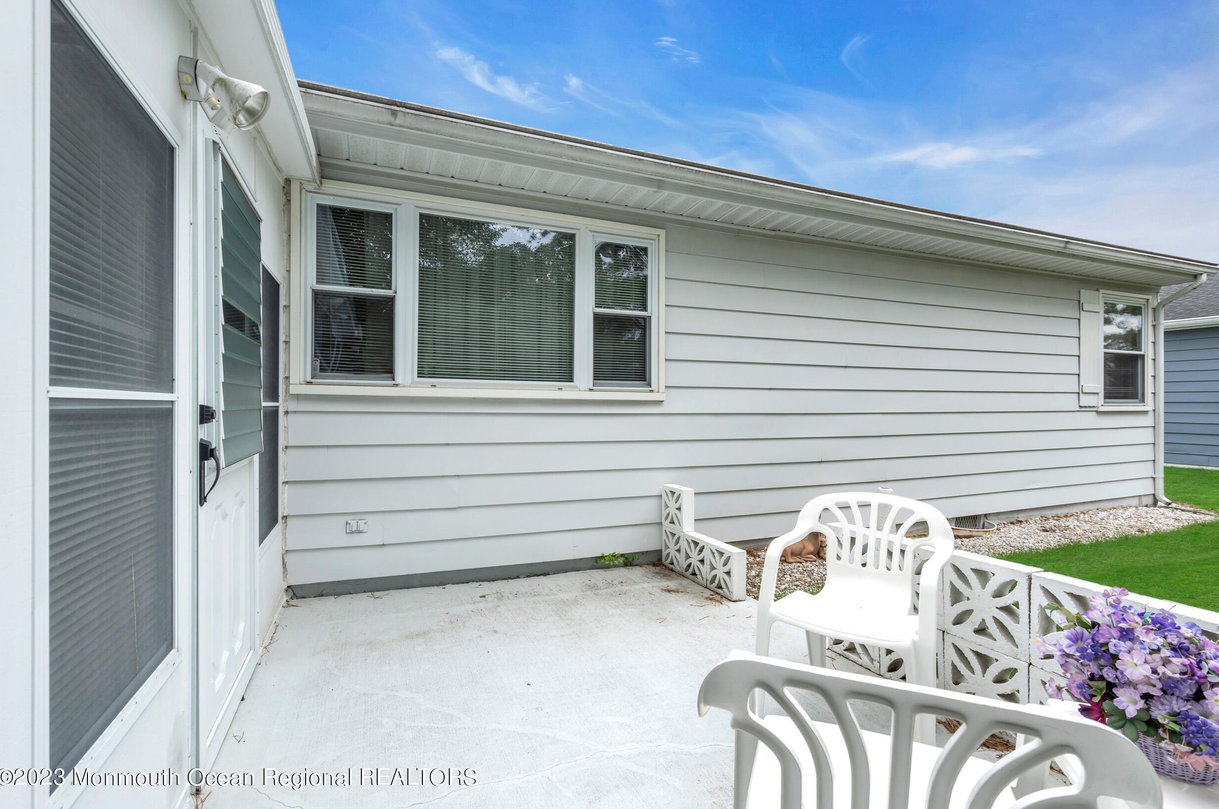 32 Exitir St, Toms River NJ 08757-5922 exterior