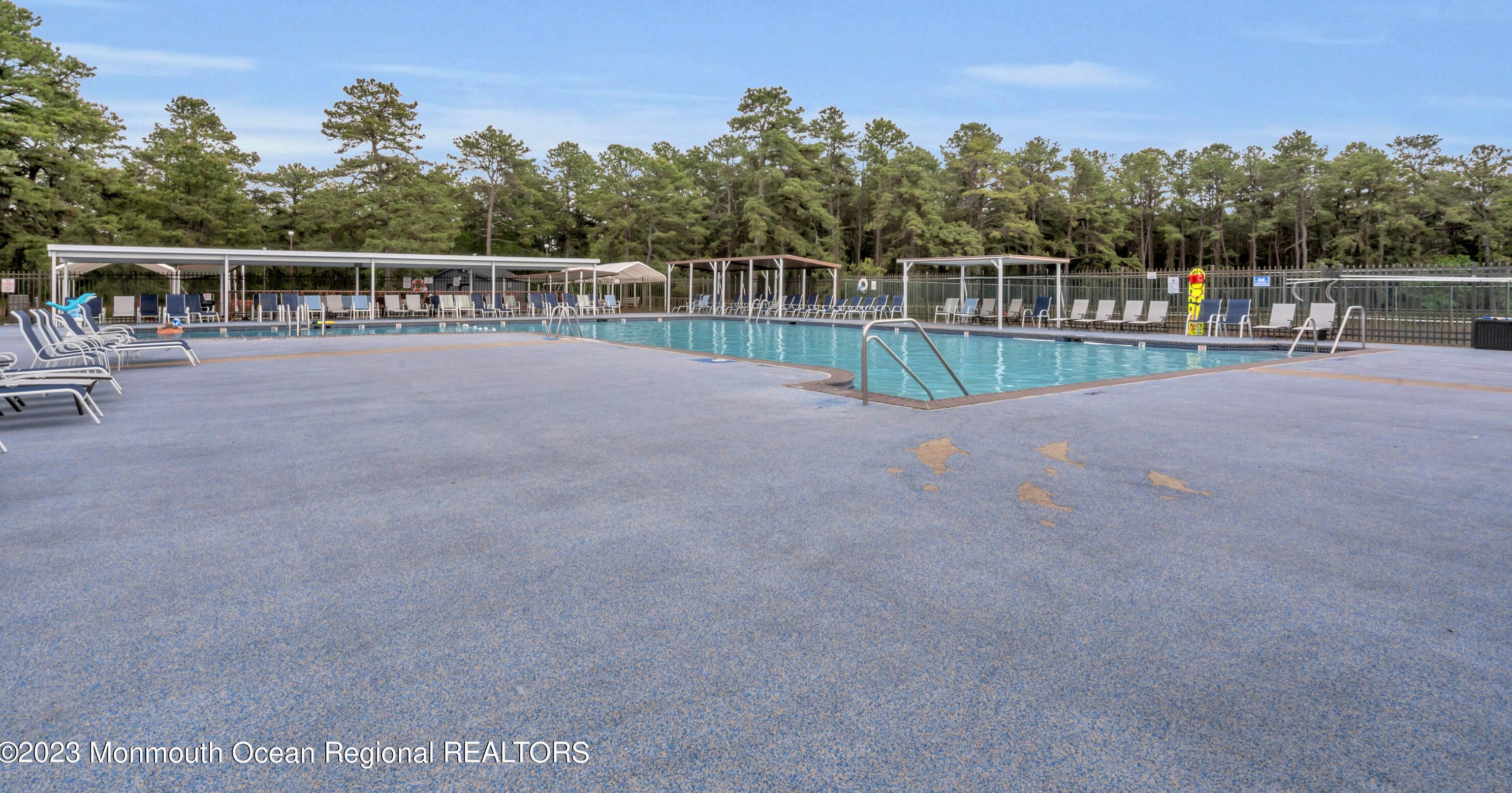 32 Exitir St, Toms River NJ 08757-5922 exterior