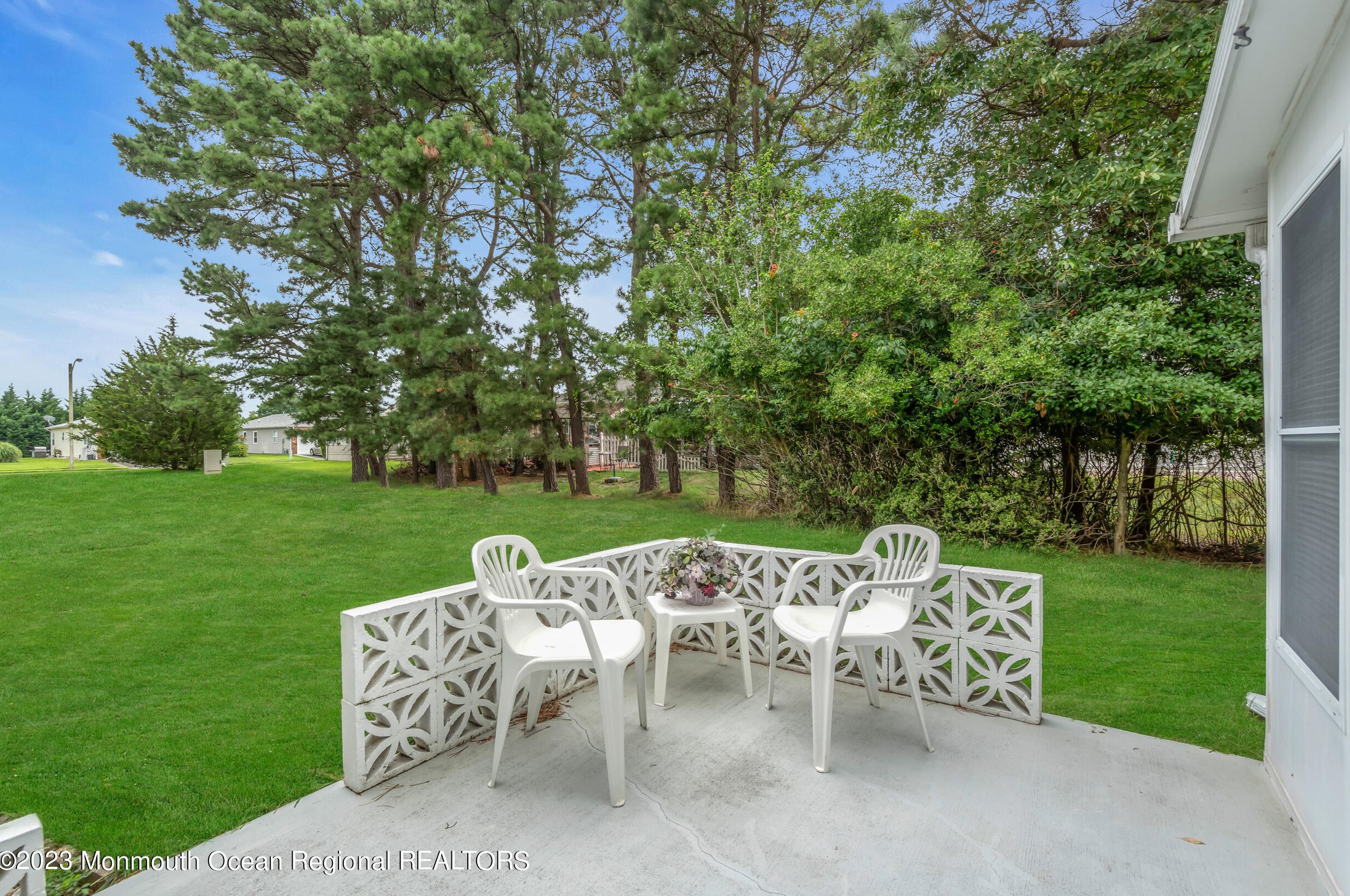 32 Exitir St, Toms River NJ 08757-5922 exterior