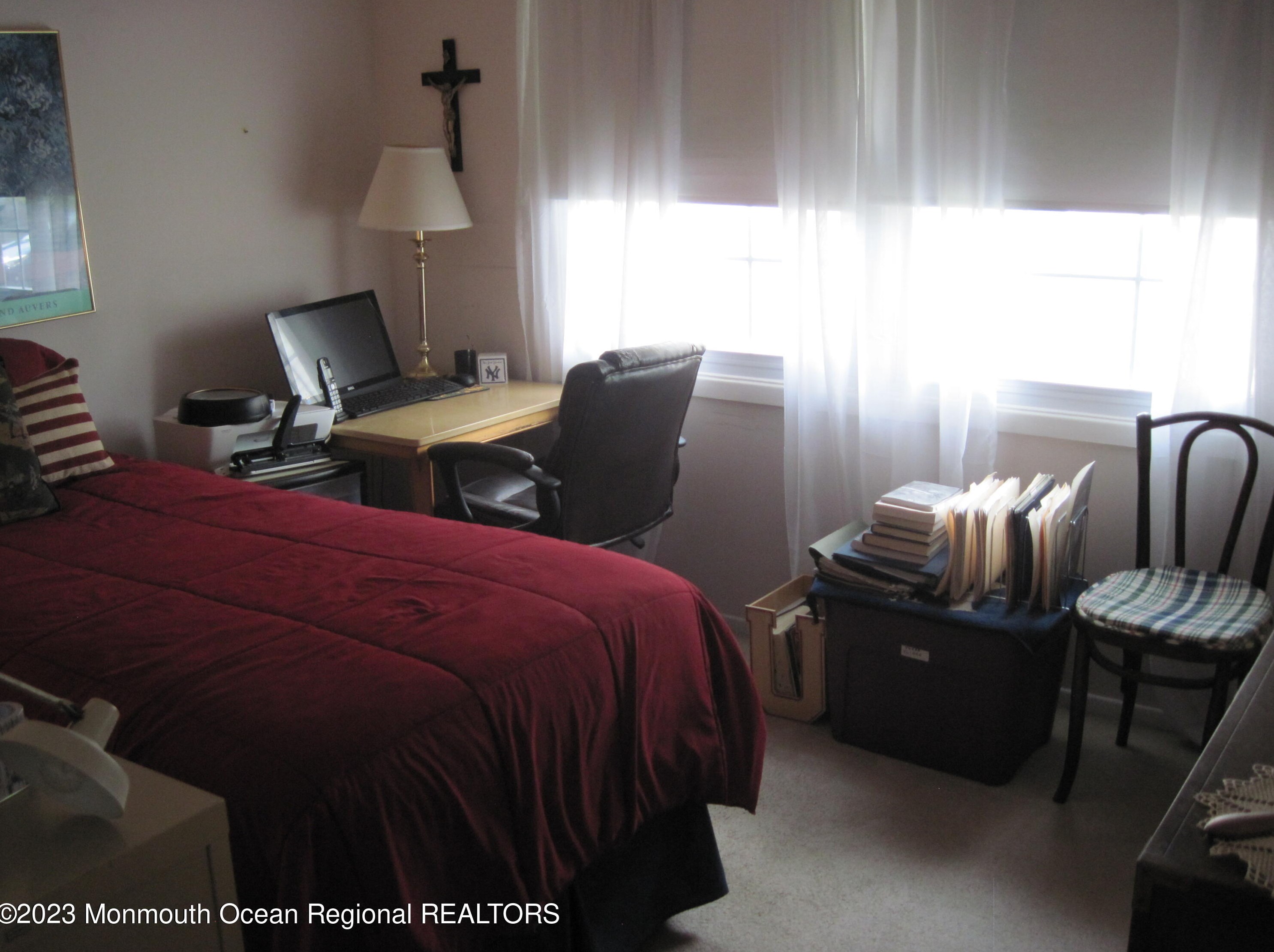 93 Avondale Ln, Matawan NJ 07747-1239 exterior