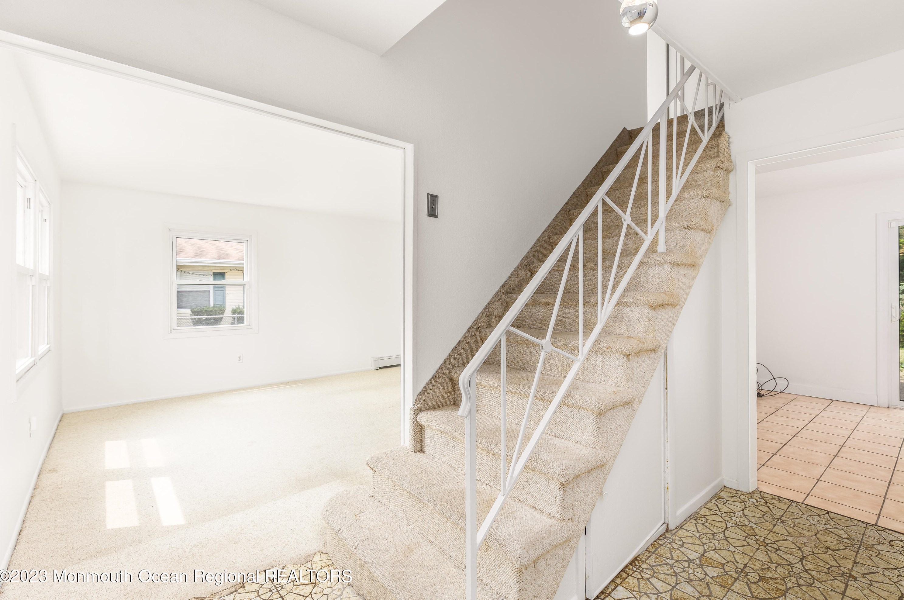 84 Ivy Way, Matawan NJ 07747-1730 exterior