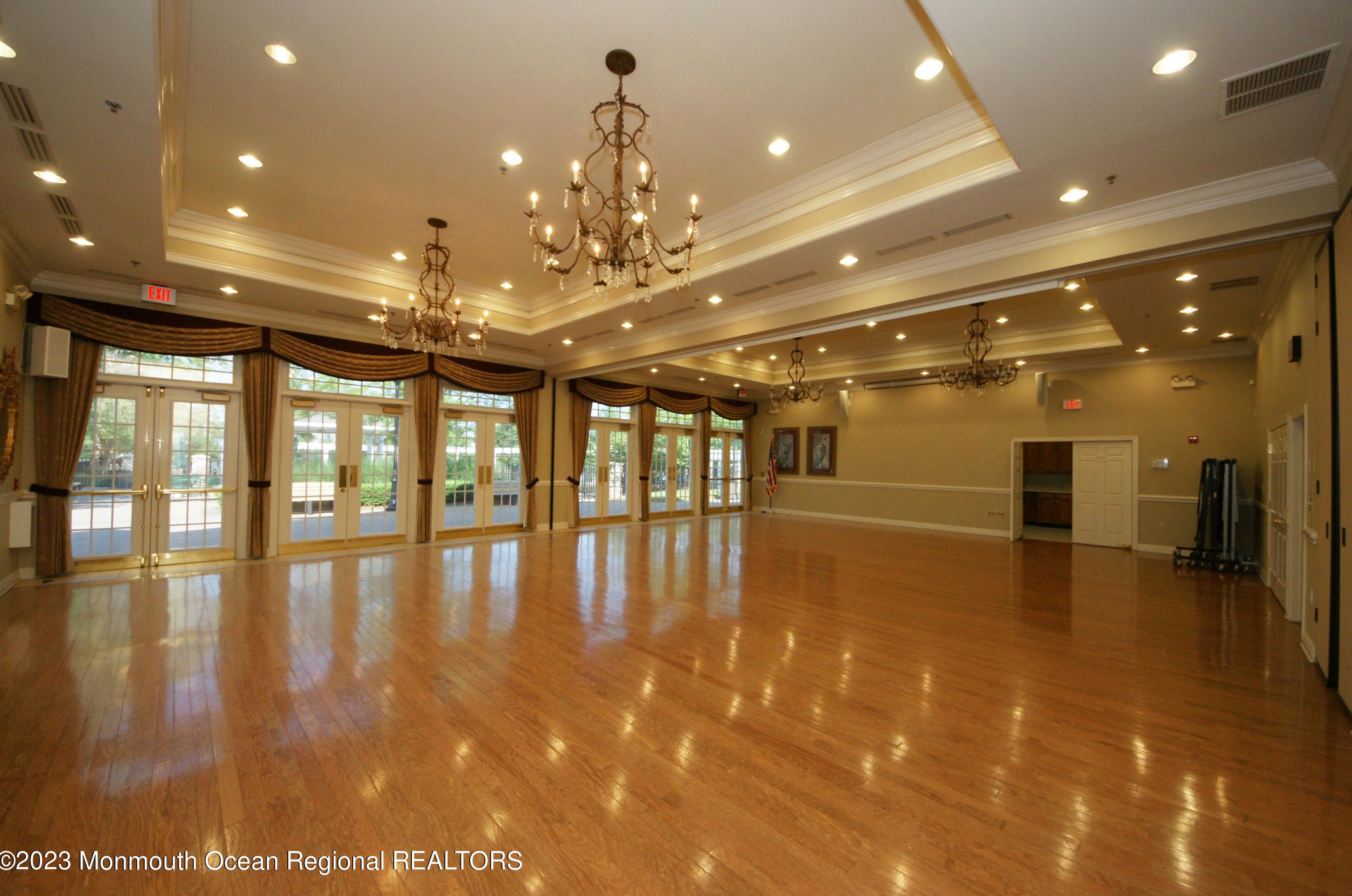 27 Plantation Way, Upper Freehold NJ 08501-1870 exterior