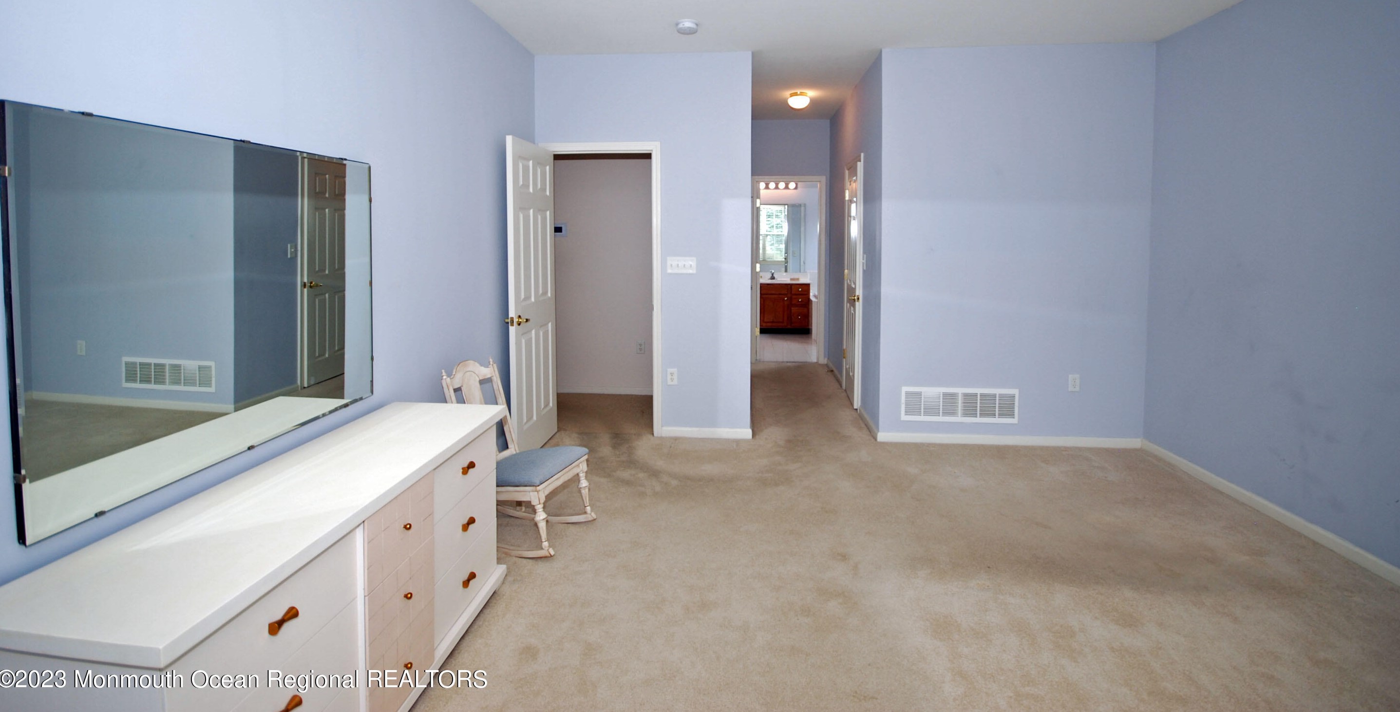 27 Plantation Way, Upper Freehold NJ 08501-1870 exterior